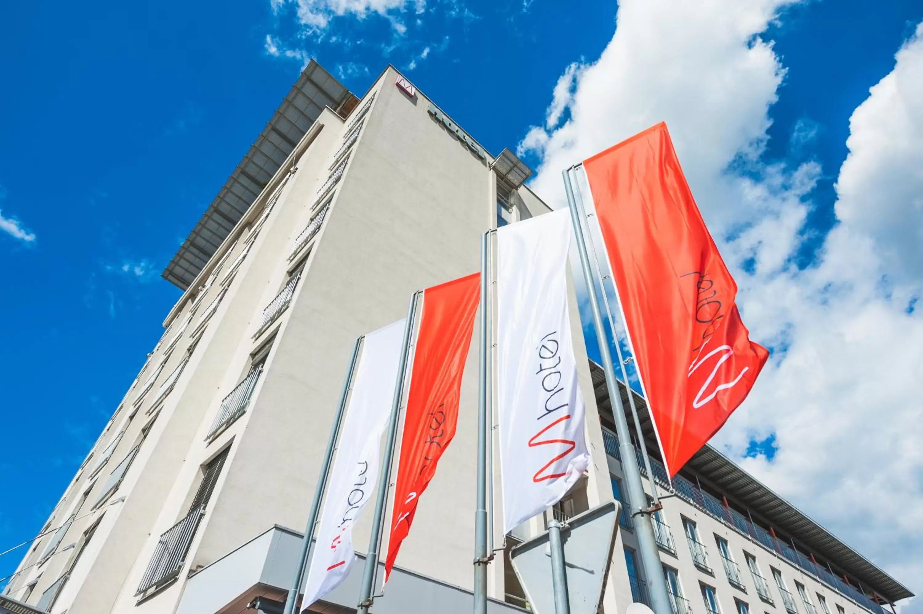 Facade/entrance in M Hotel Facade/entrance in M Hotel