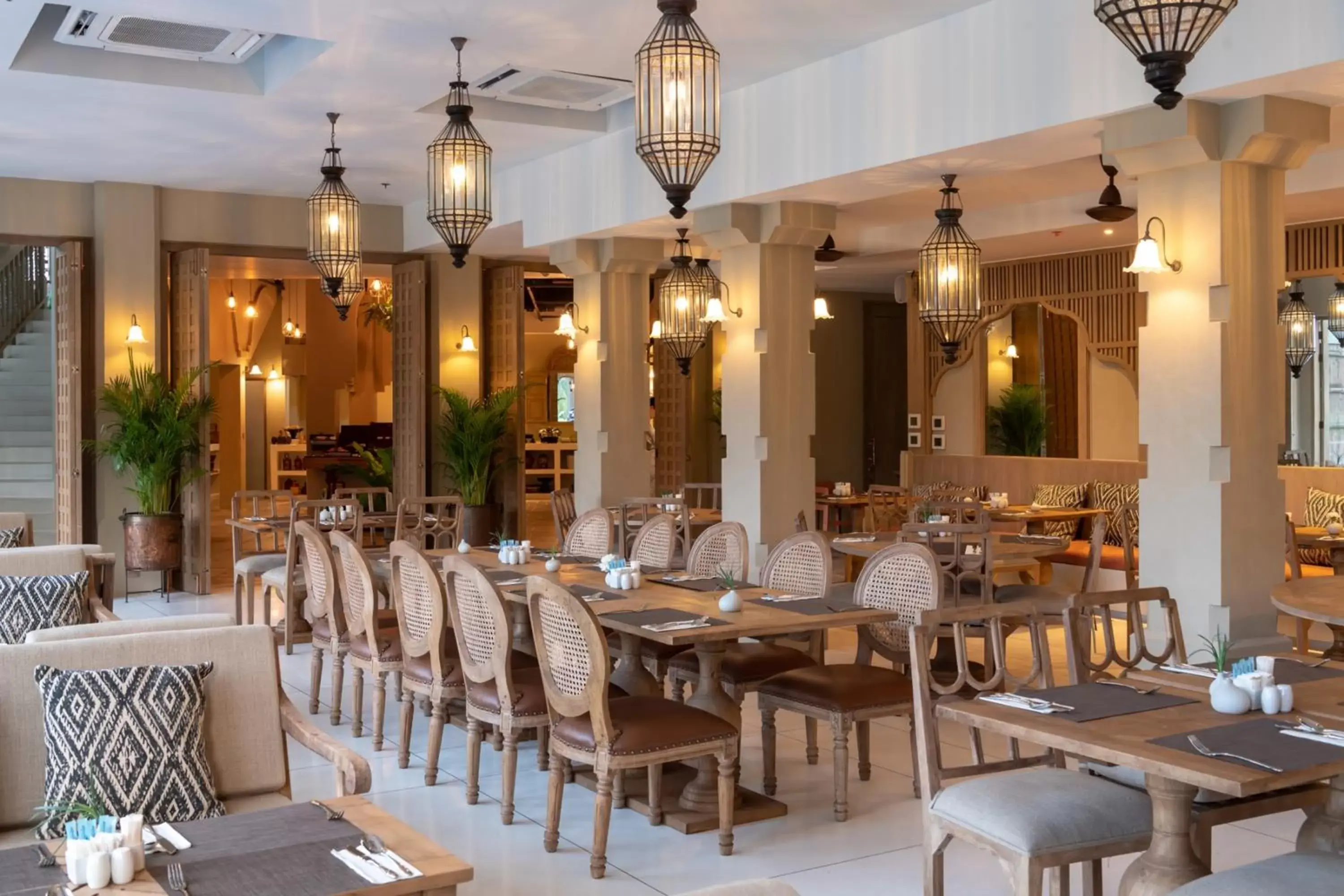 Restaurant/Places to Eat in Devasom Khao Lak Beach Resort & Villas