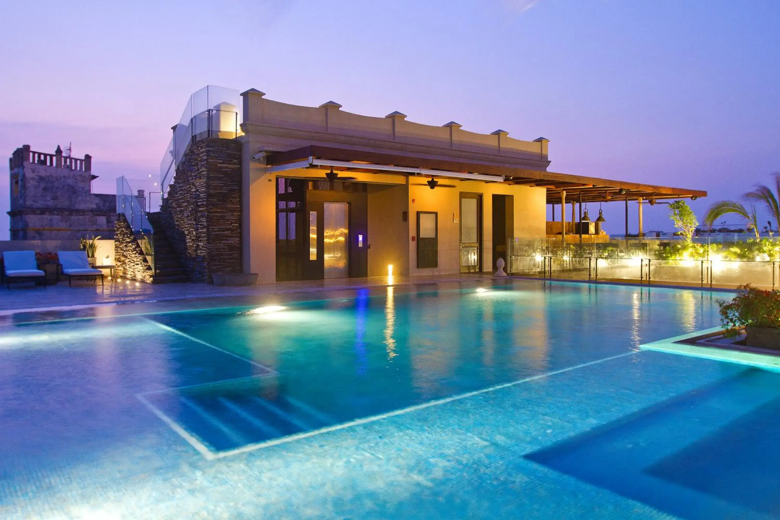 Pool view, Property Building in Bastión Luxury Hotel