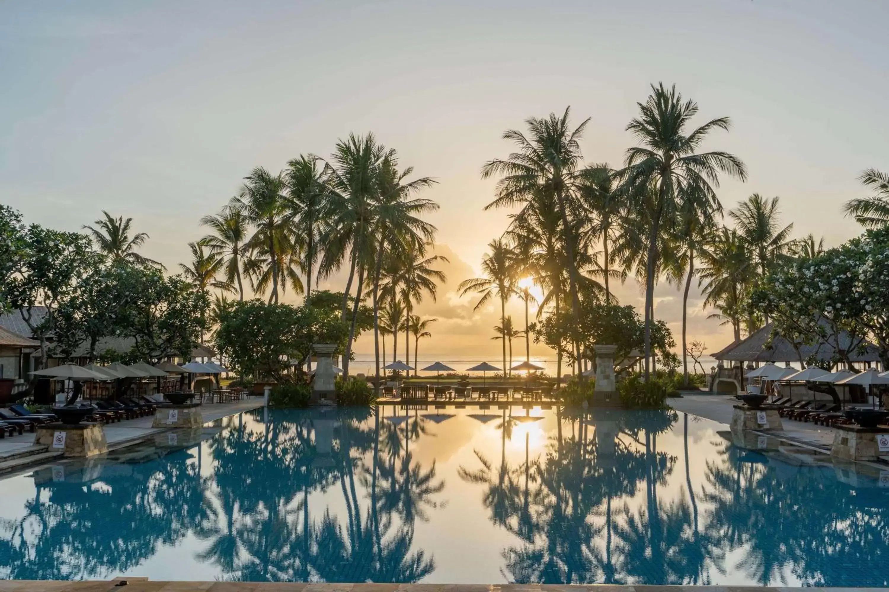 Pool view, Sunrise/Sunset in Conrad Bali