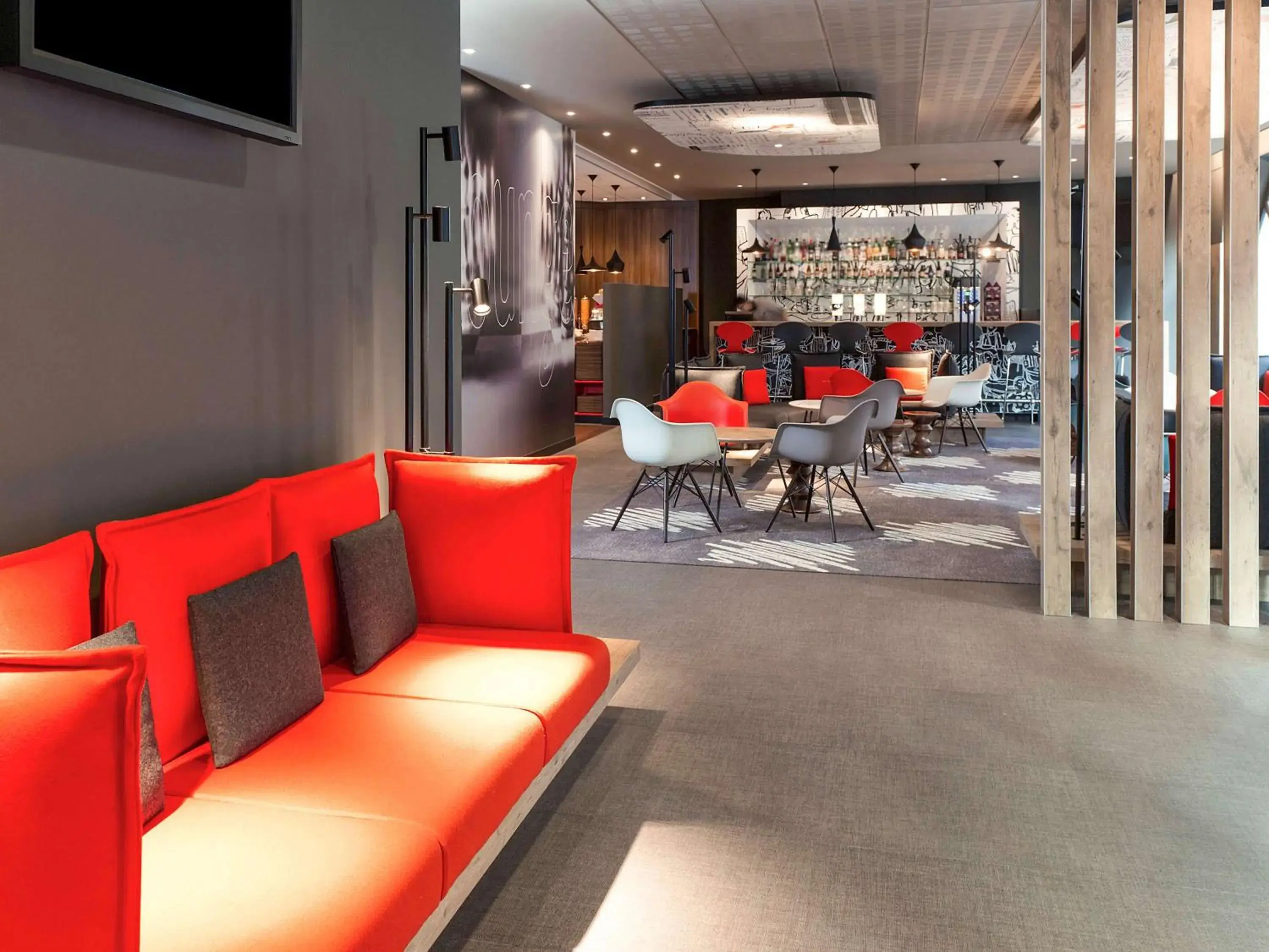 Lounge or bar in ibis Gent Centrum Opera