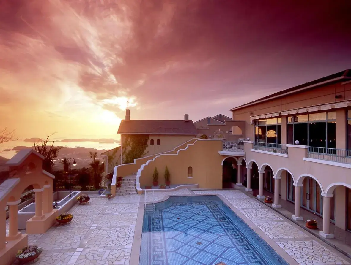 Swimming Pool in Yumihari No Oka Hotel