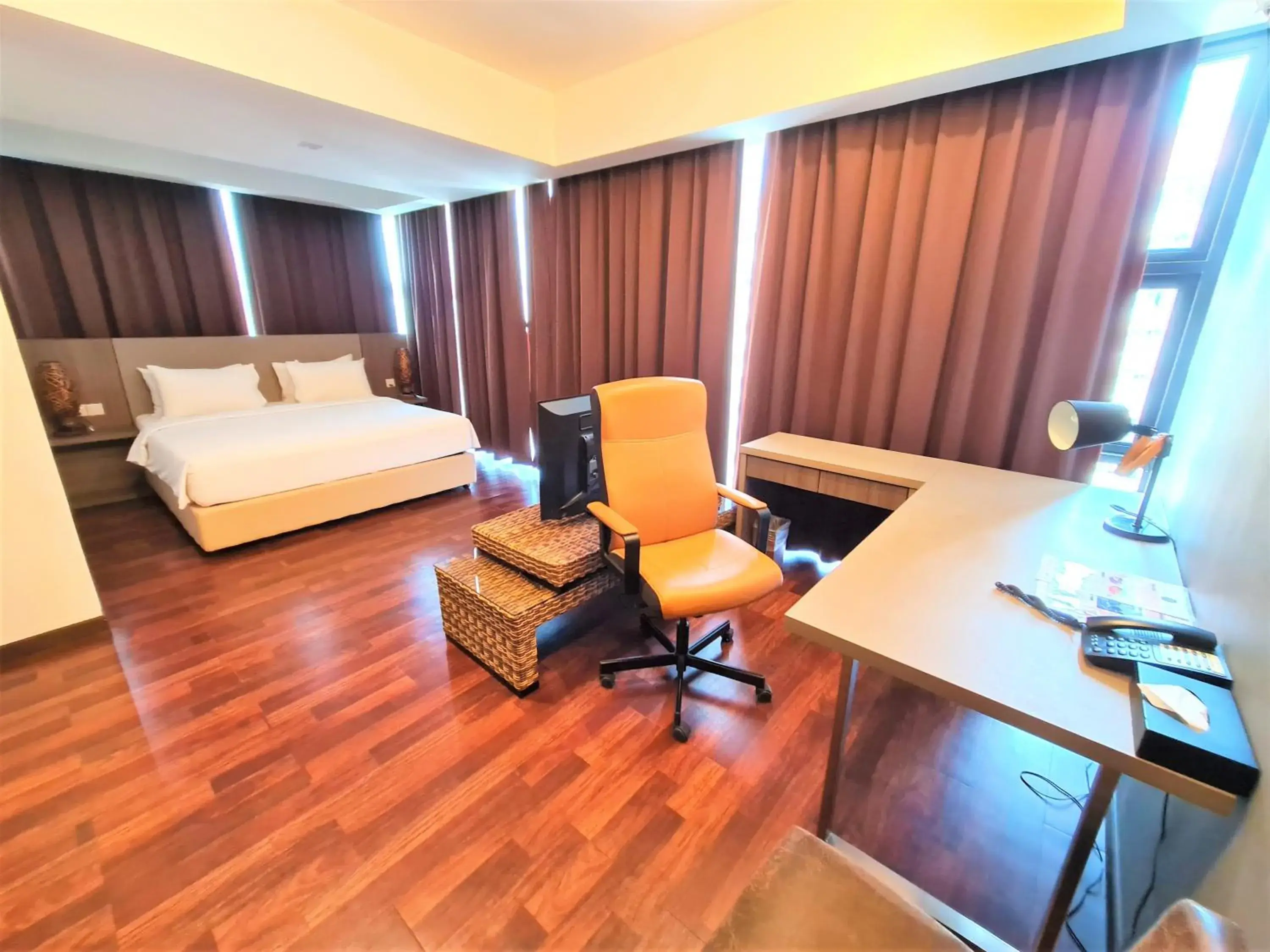 Nexus Business Suite Hotel