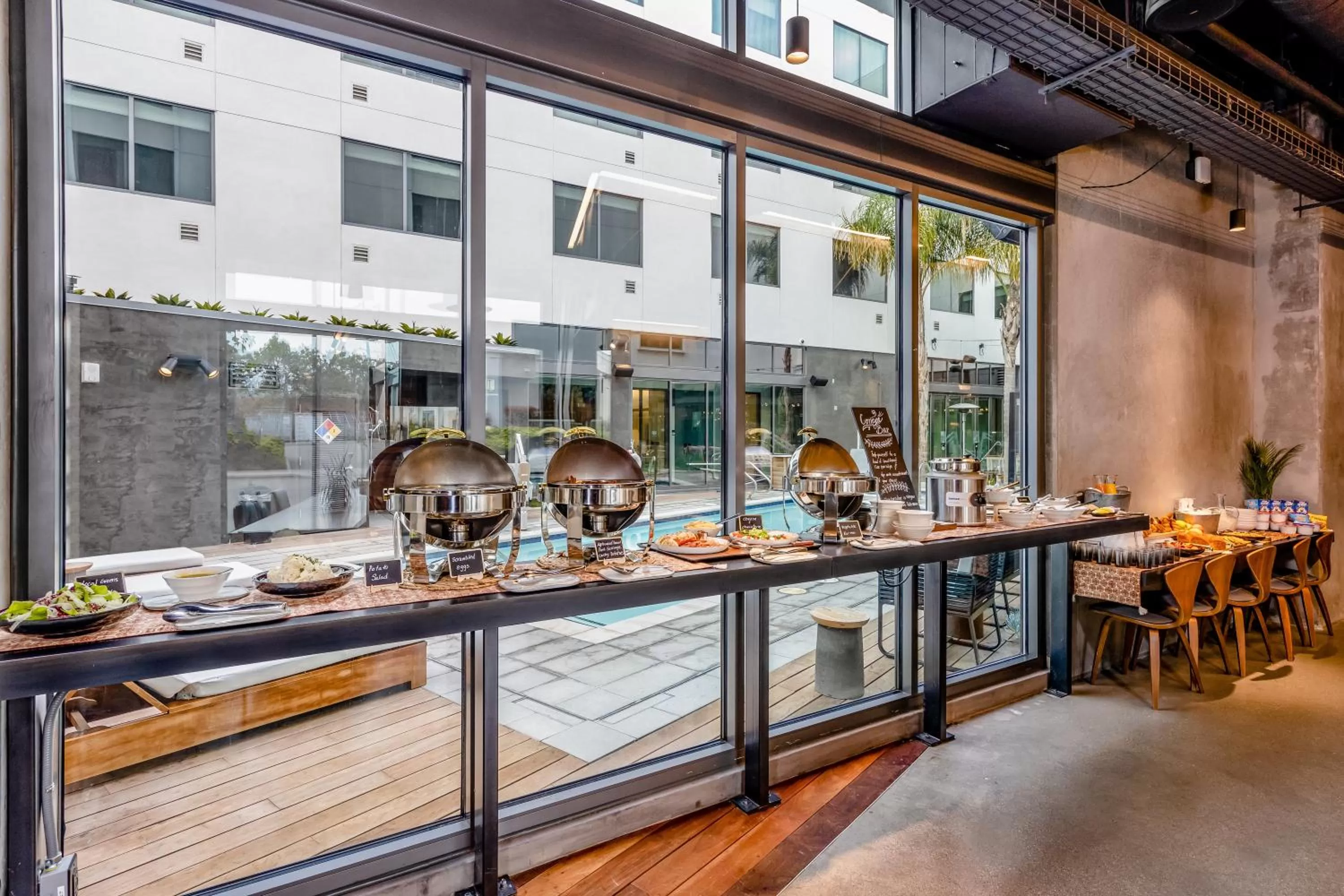 Buffet breakfast in Shashi Hotel Mountain View Palo Alto