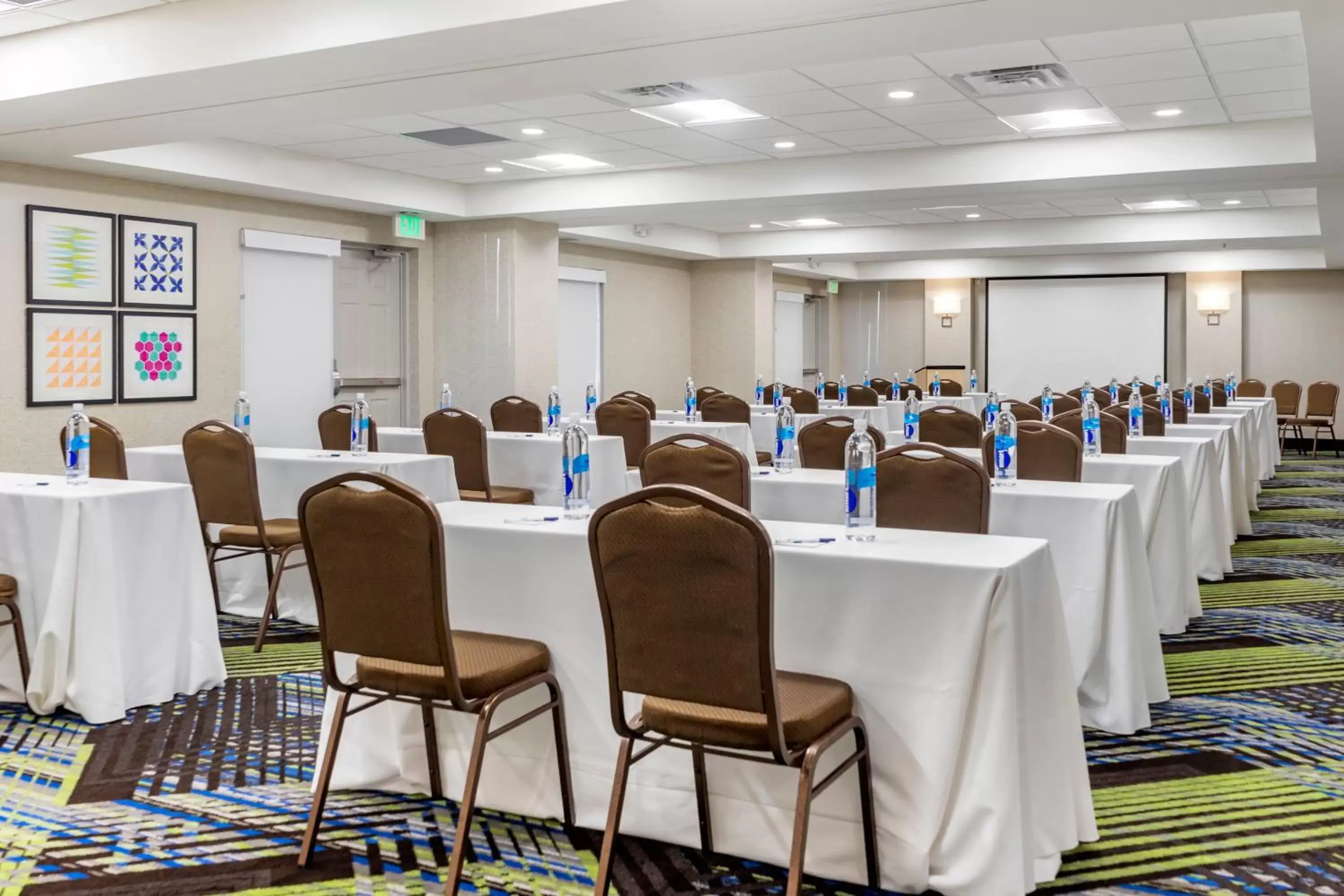 Meeting/conference room in Holiday Inn Express Hotel & Suites Albuquerque Midtown, an IHG Hotel