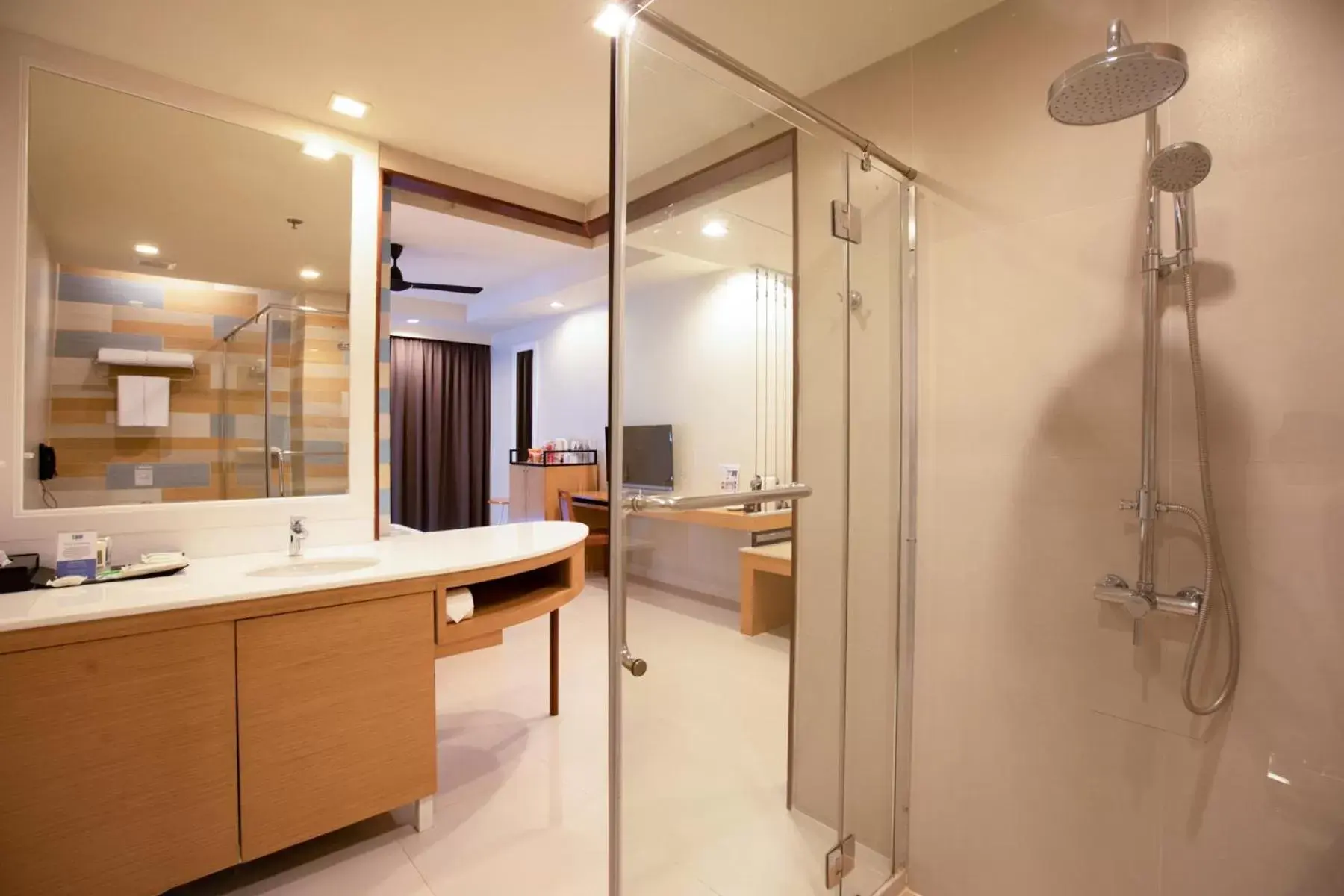 Bathroom in Holiday Ao Nang Beach Resort, Krabi - SHA Extra Plus