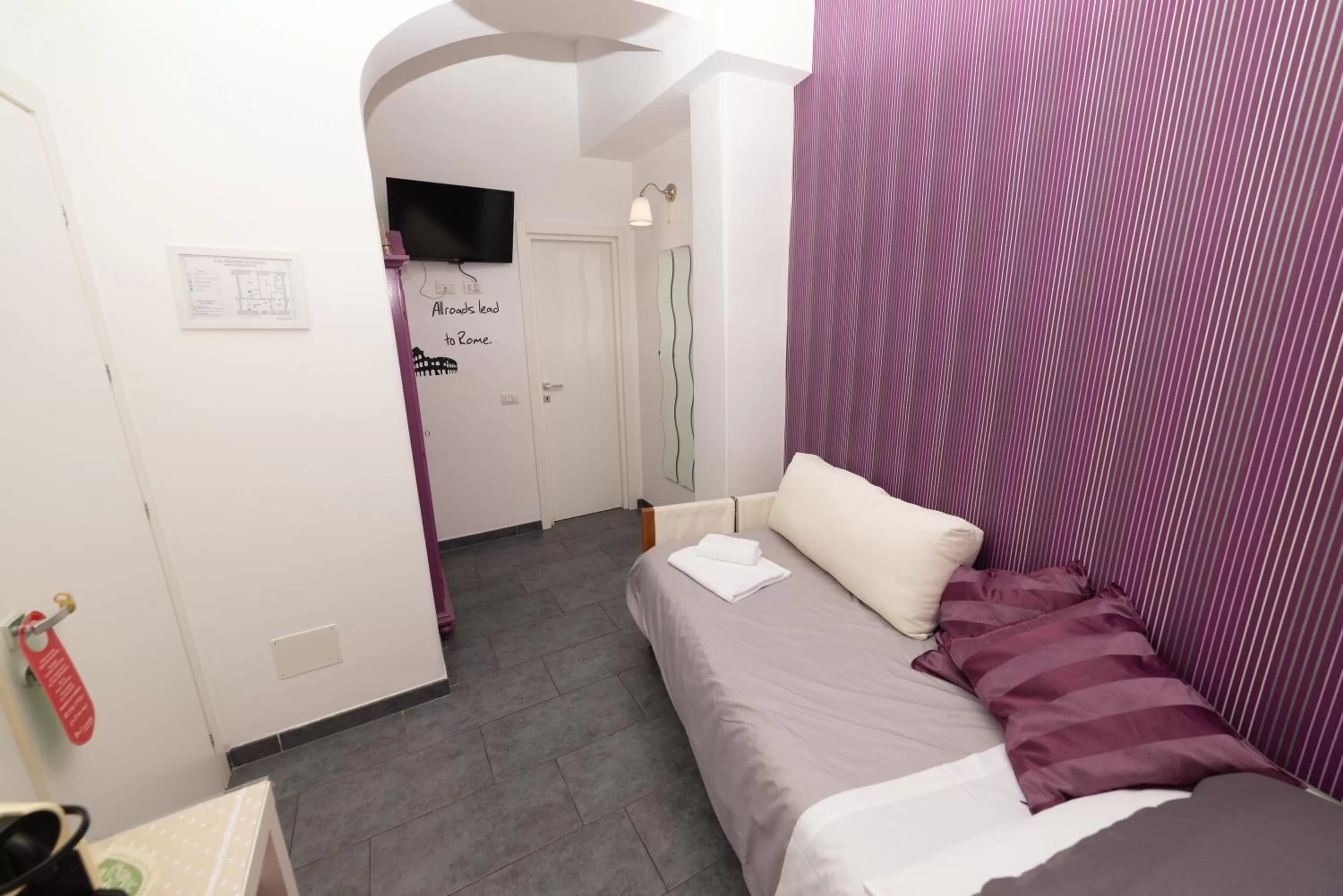 Bed in Cento Passi dal Vaticano