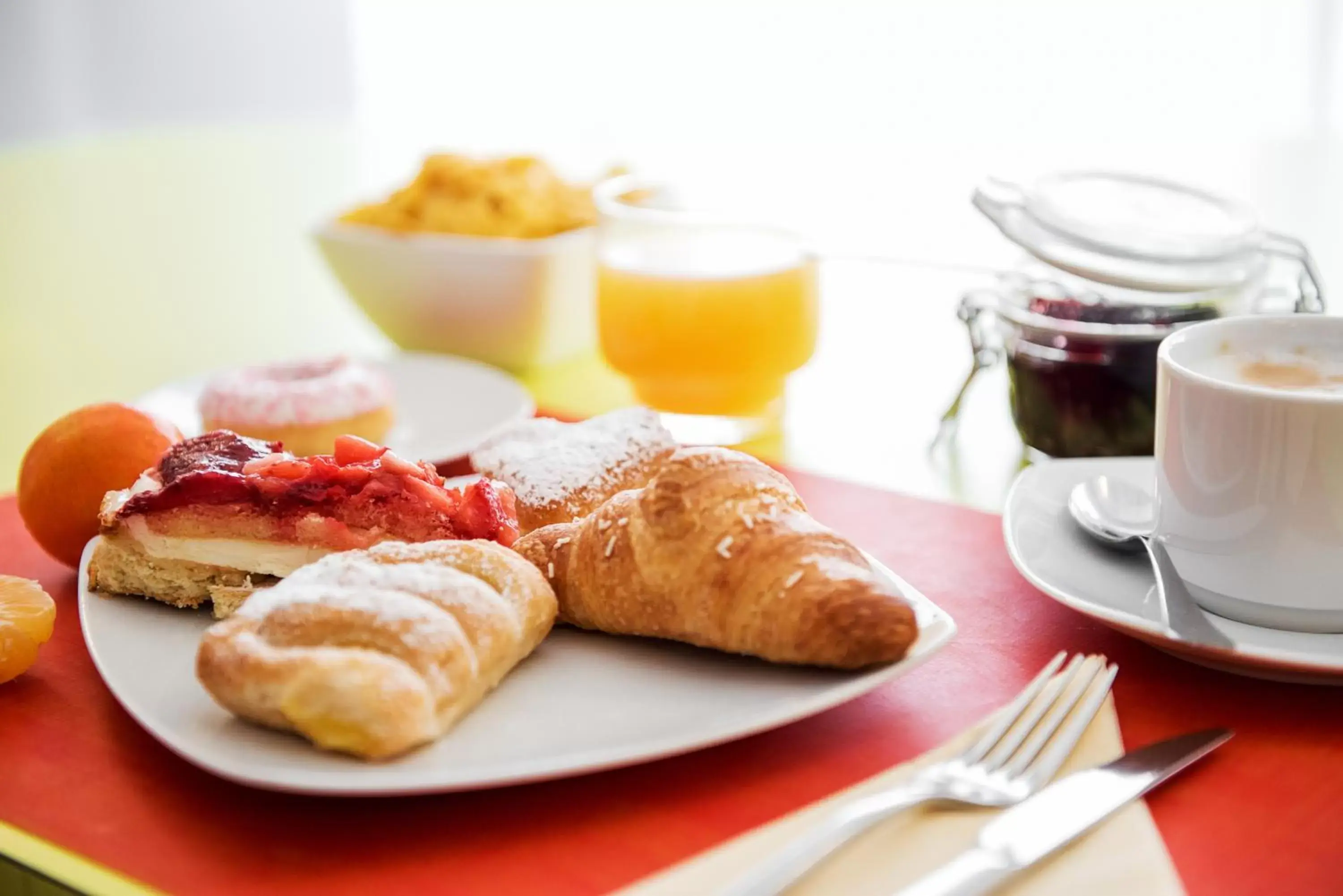 Buffet breakfast, Breakfast in Mercure Milano Agrate Brianza