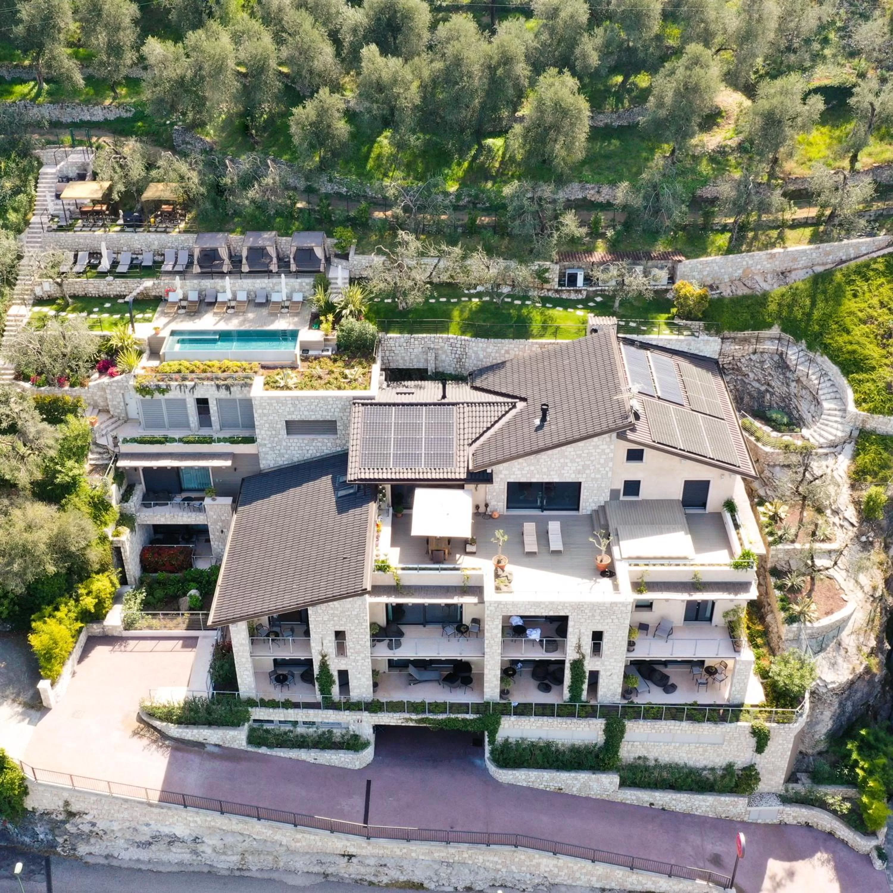 Bird's-eye View in Sunset Residence