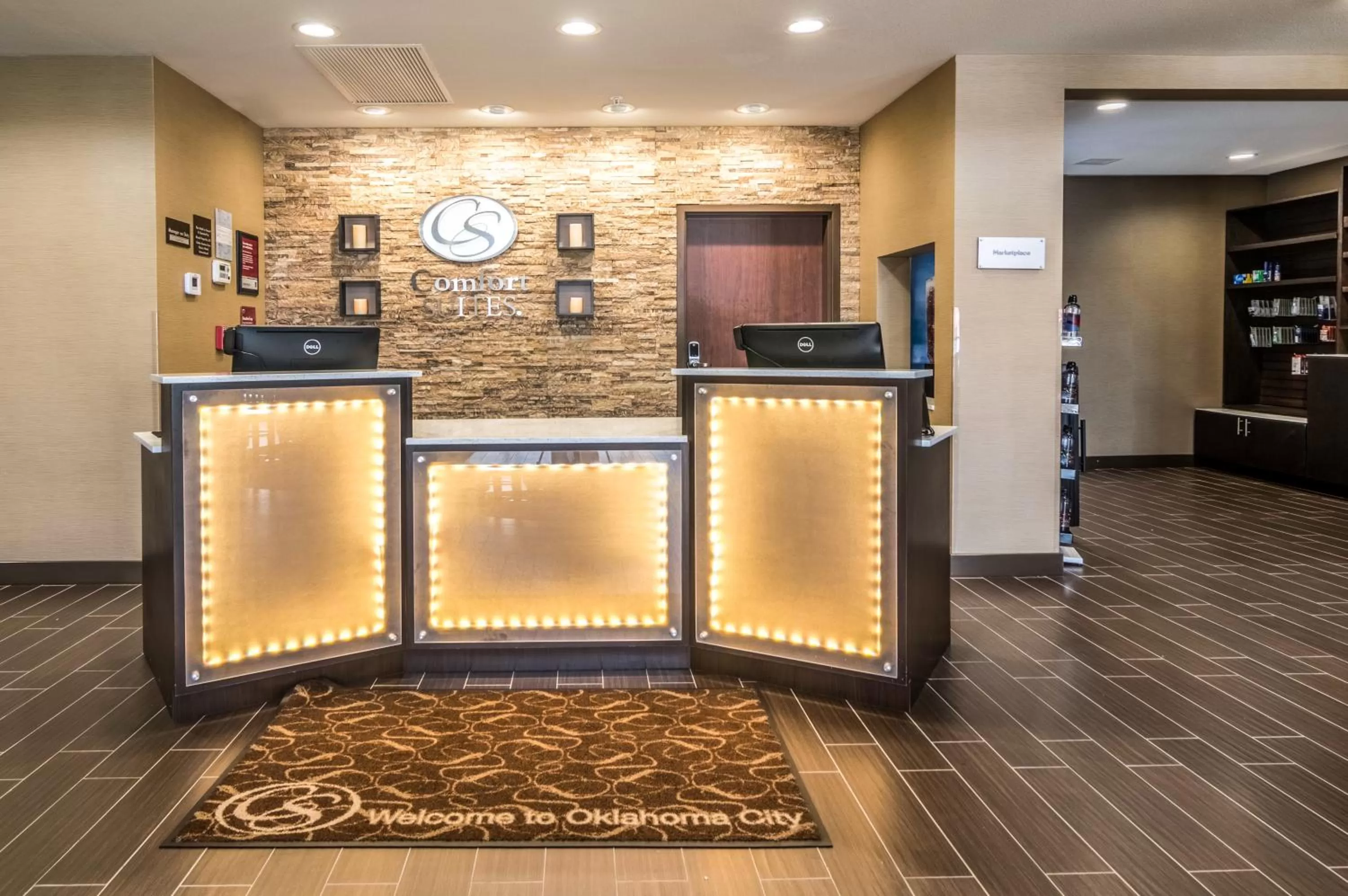 Property logo or sign in Comfort Suites Meridian and I-40