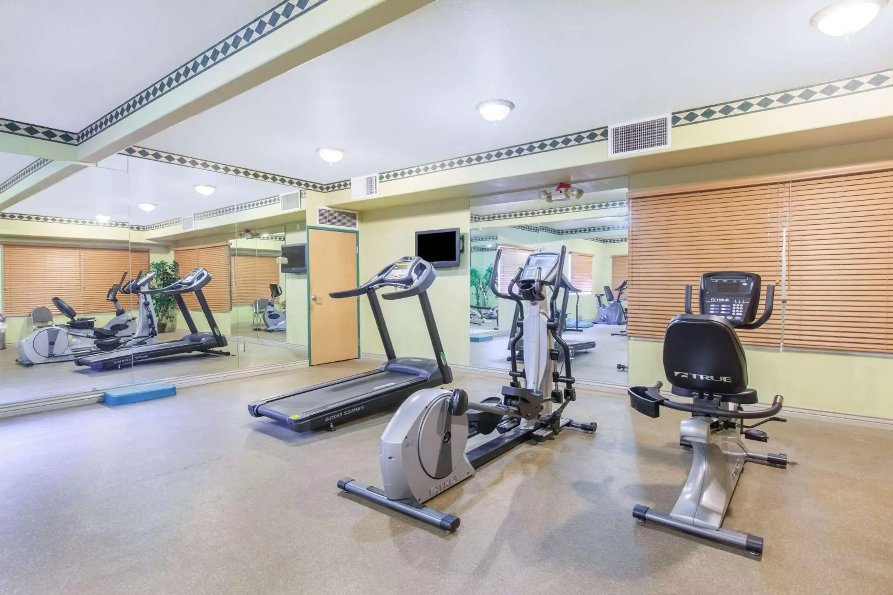 Fitness centre/facilities, Fitness Center/Facilities in Ramada by Wyndham Williams/Grand Canyon Area