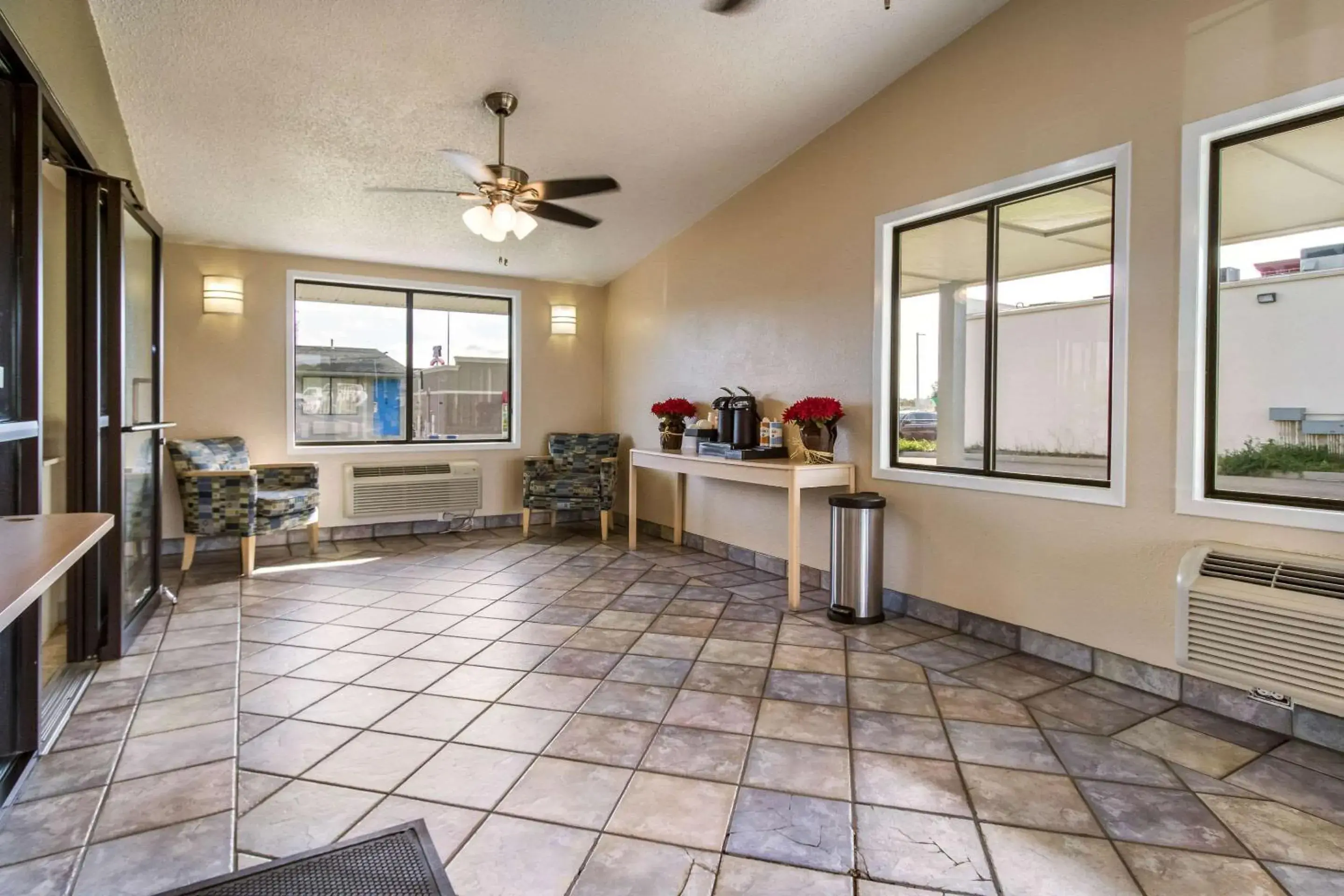 Lobby or reception in Rodeway Inn Near Hall of Fame Lobby or reception in Rodeway Inn Near Hall of Fame