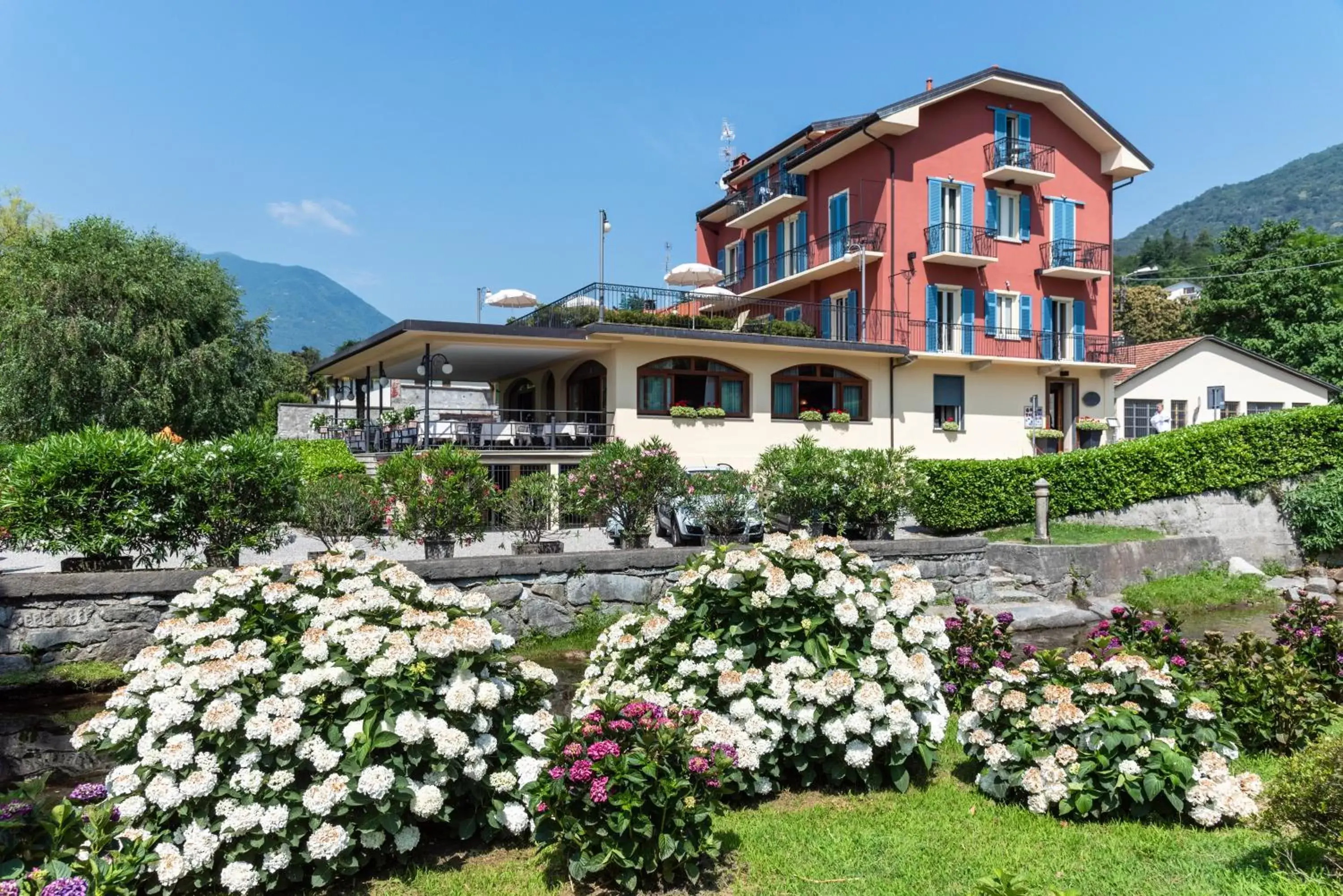 Facade/entrance, Property Building in Hotel Ristorante La Quartina