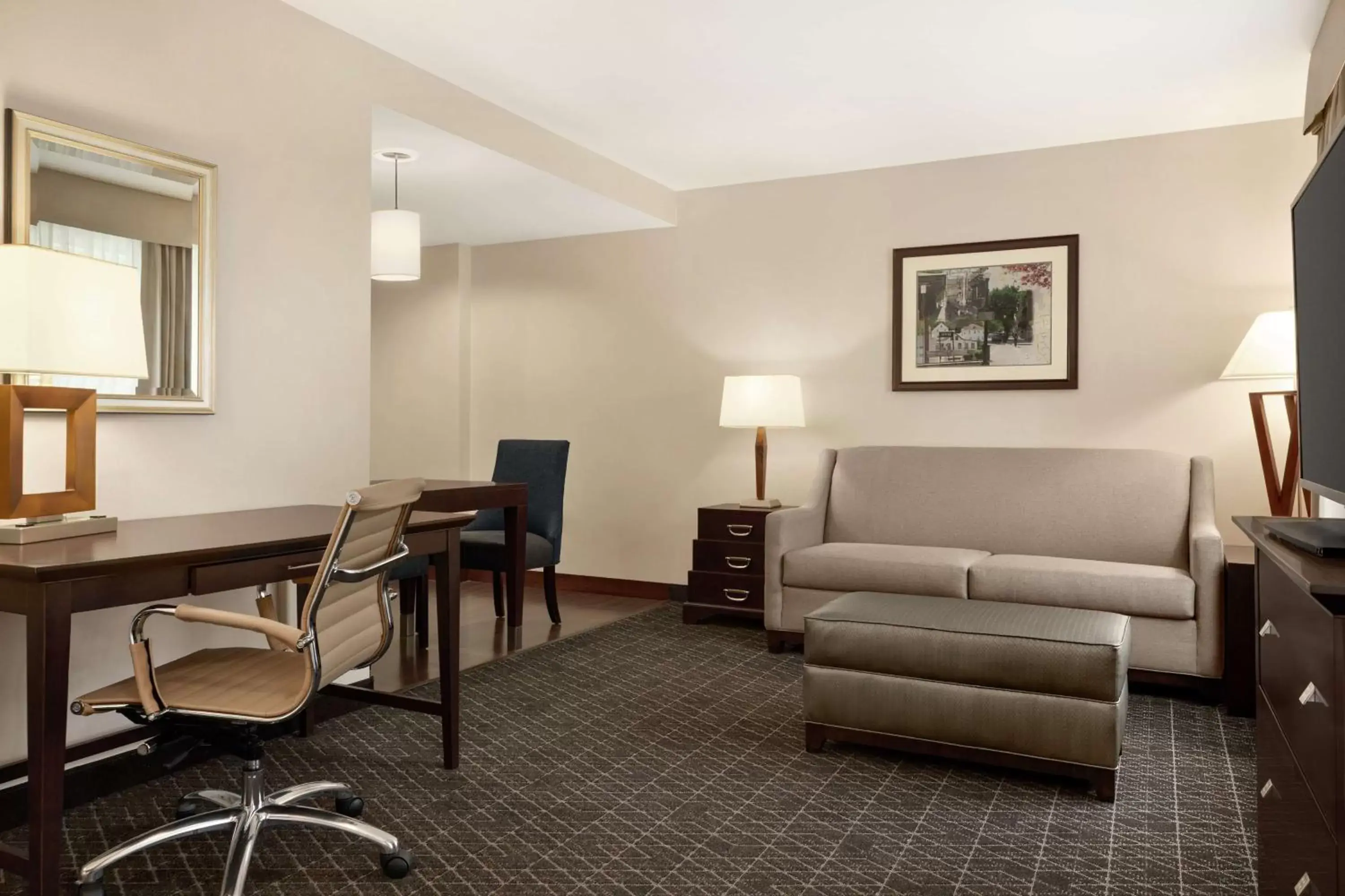 Bedroom, Seating Area in Homewood Suites by Hilton Dover - Rockaway