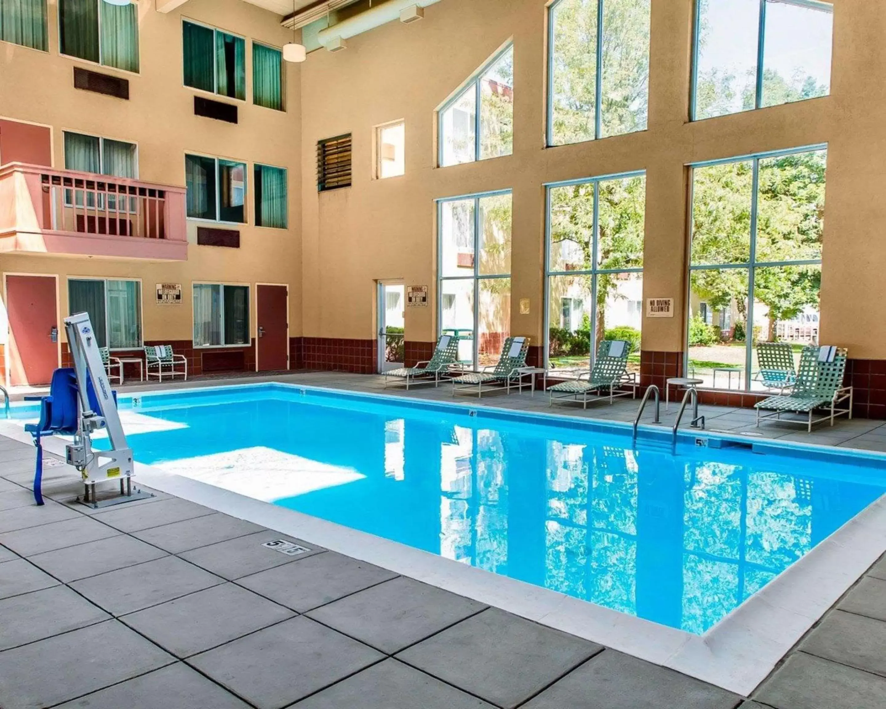 Swimming Pool in Quality Inn and Conference Center Greeley Downtown