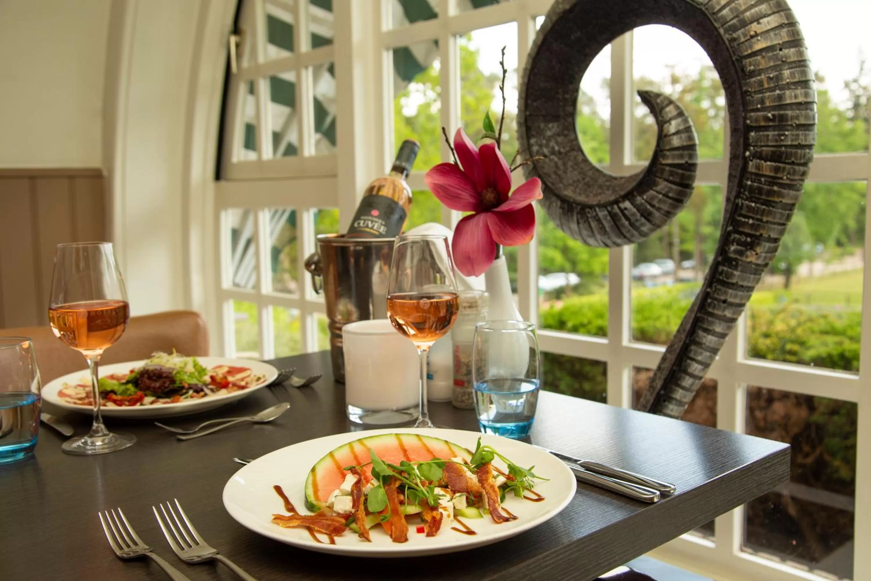 Food and drinks in Fletcher Hotel Restaurant De Wipselberg-Veluwe