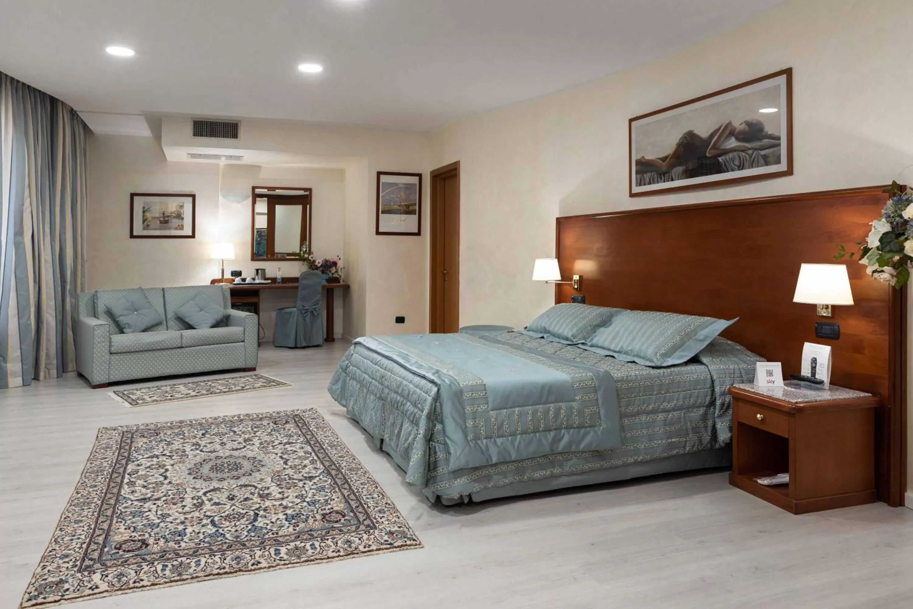 Bed in Edra Palace Hotel & Ristorante