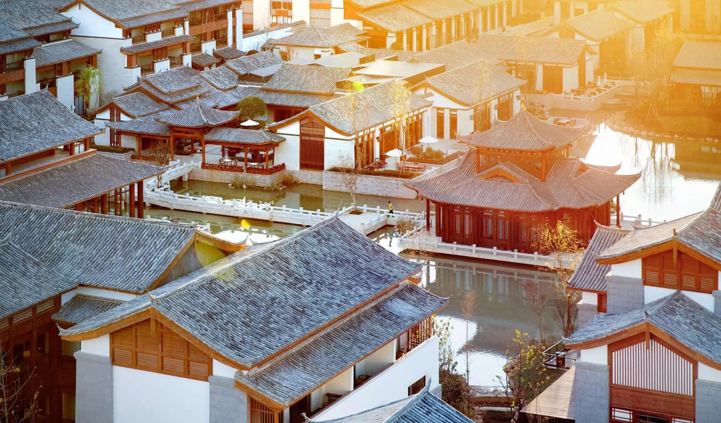 Property building in Jinmao Hotel Lijiang, the Unbound Collection by Hyatt