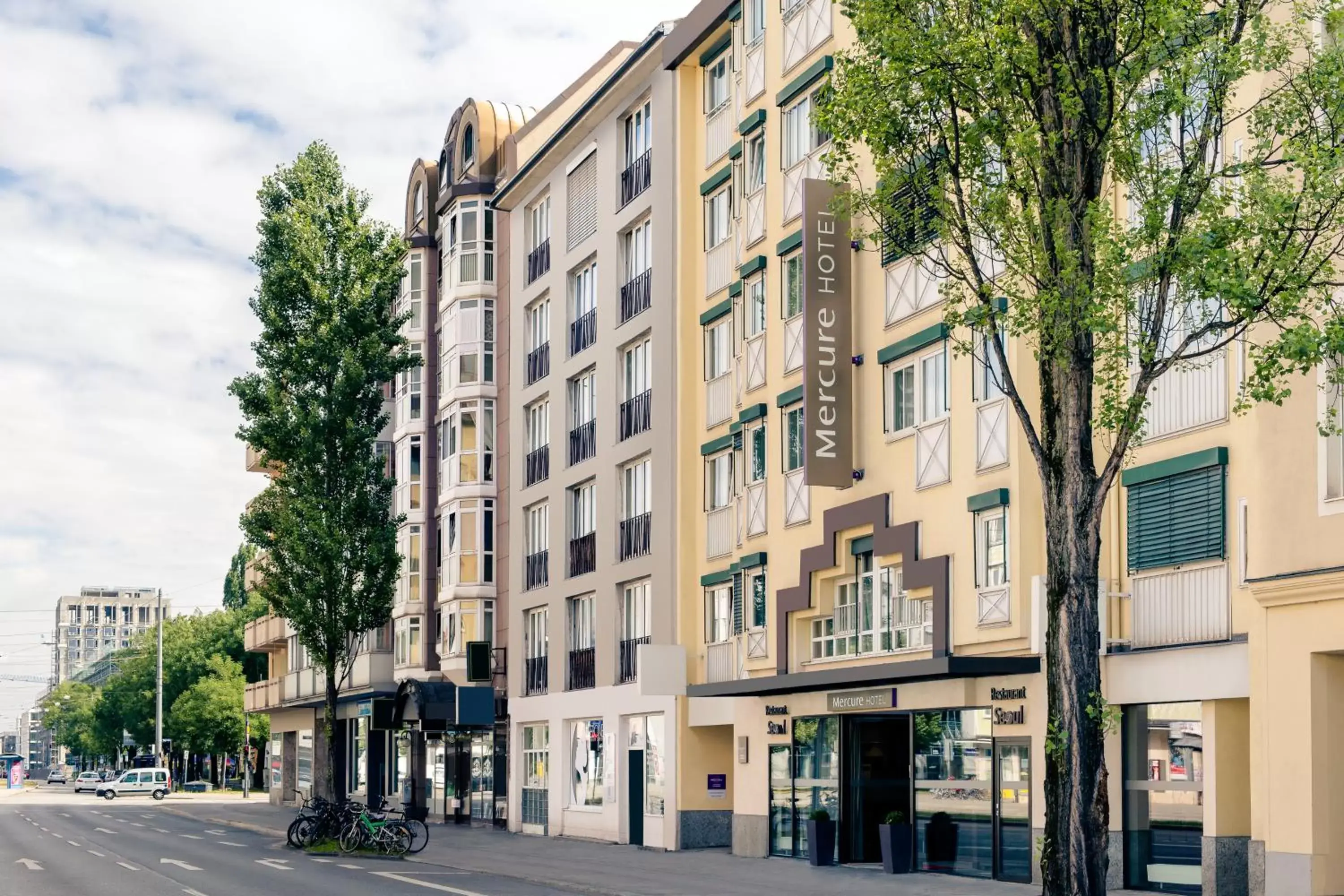 Property Building in Mercure Hotel München-Schwabing