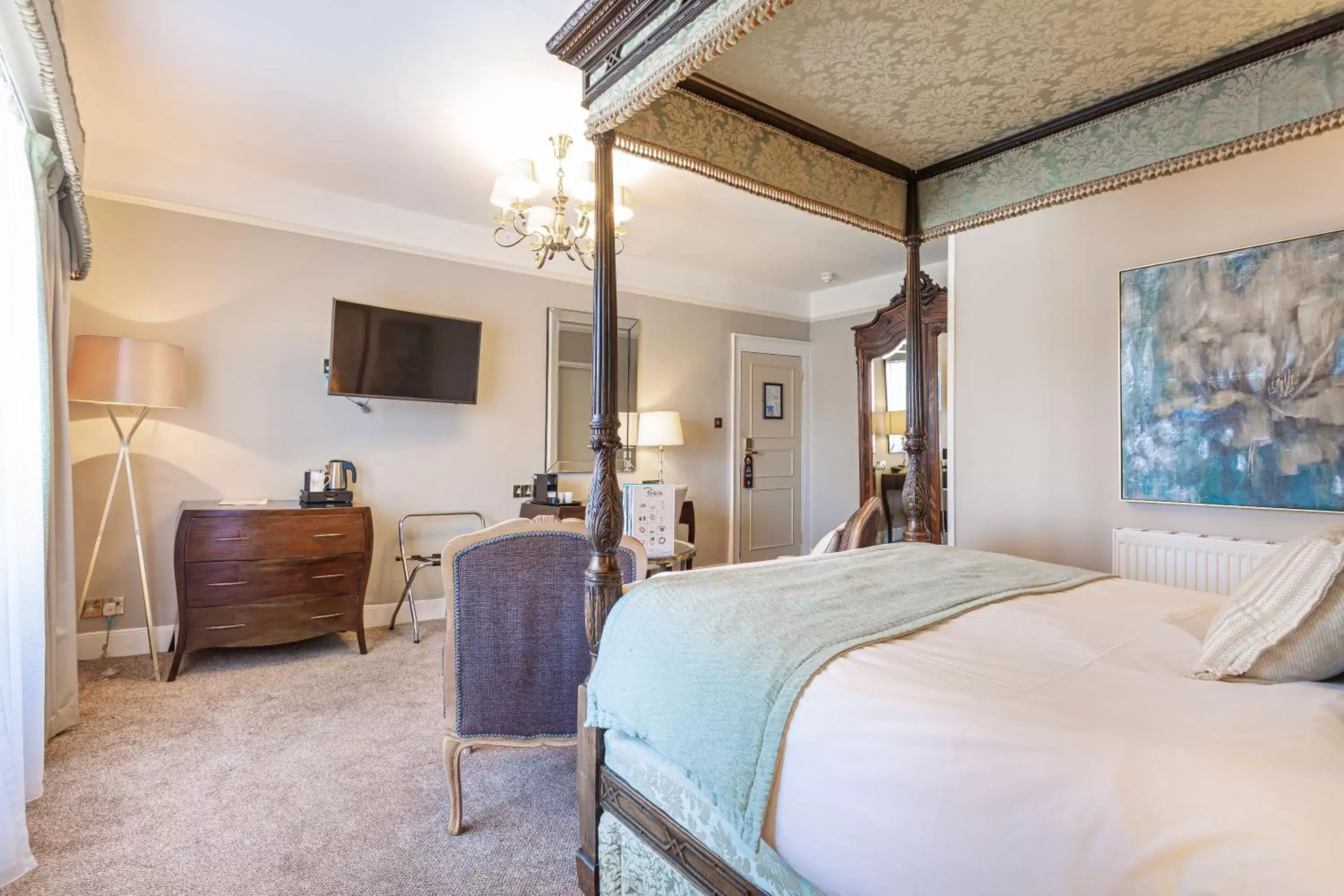 Bedroom in The Swan Hotel, Wells, Somerset
