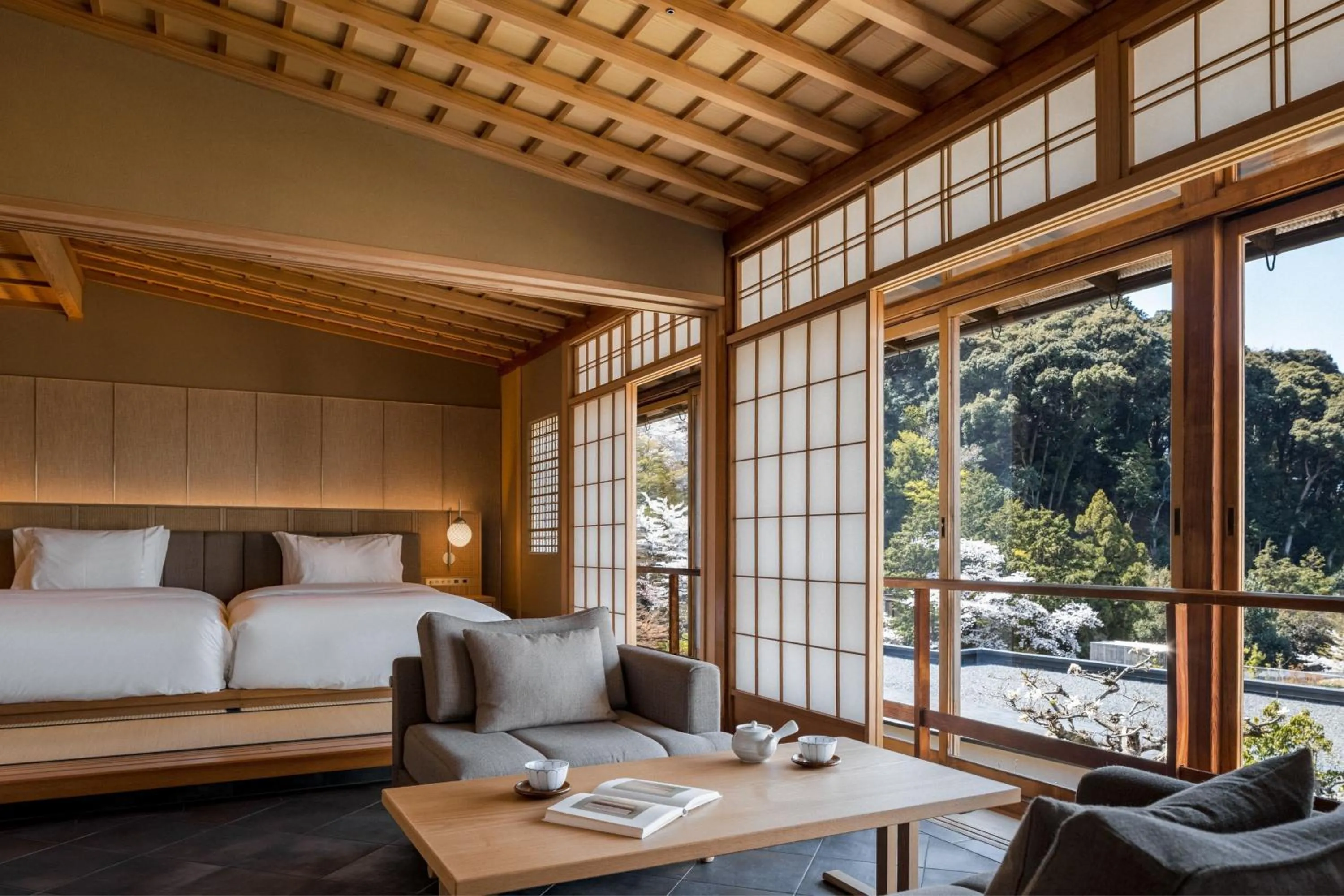 Photo of the whole room, Bed in The Westin Miyako Kyoto