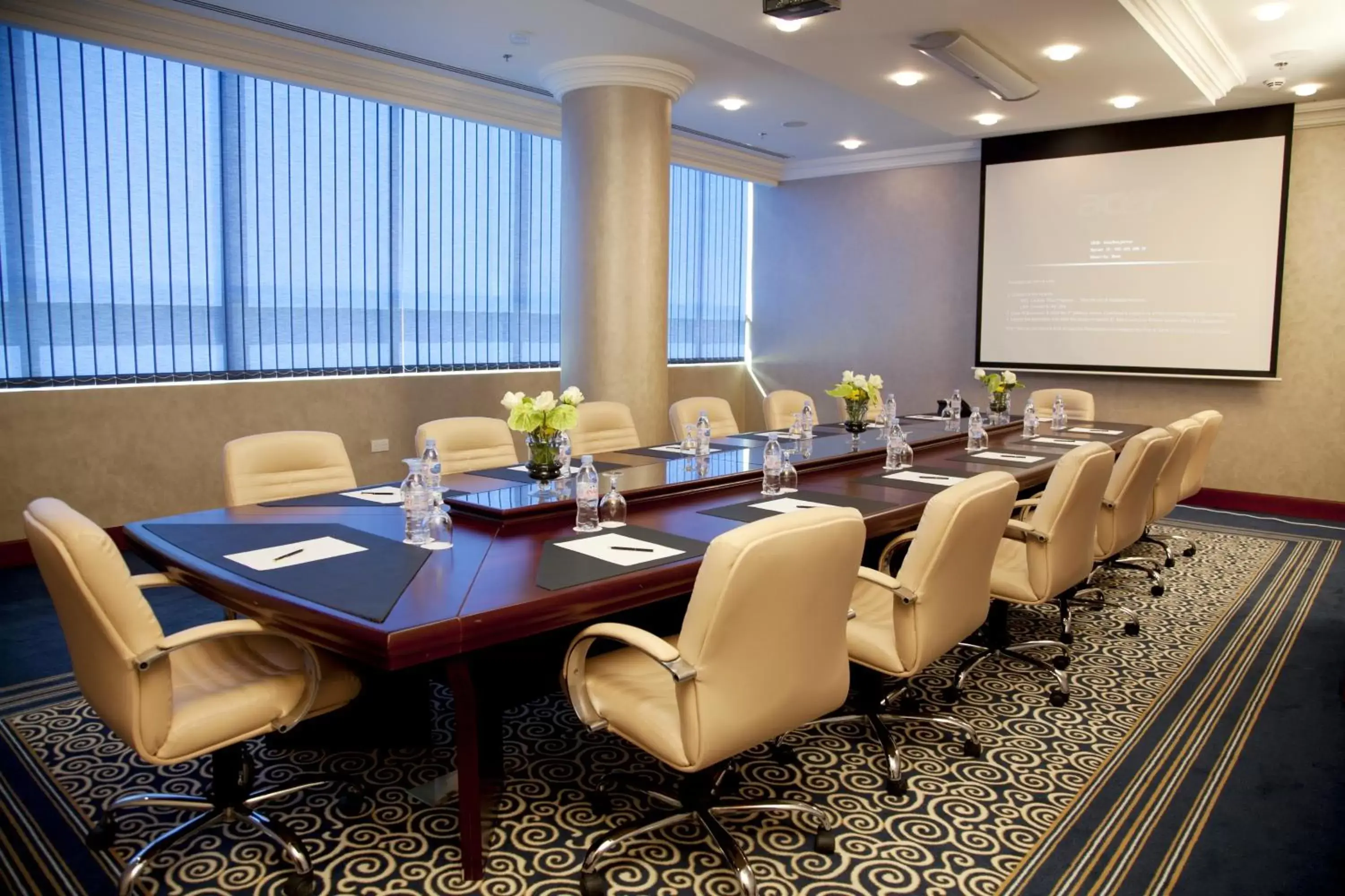Business facilities in Grand Excelsior Hotel Al Barsha