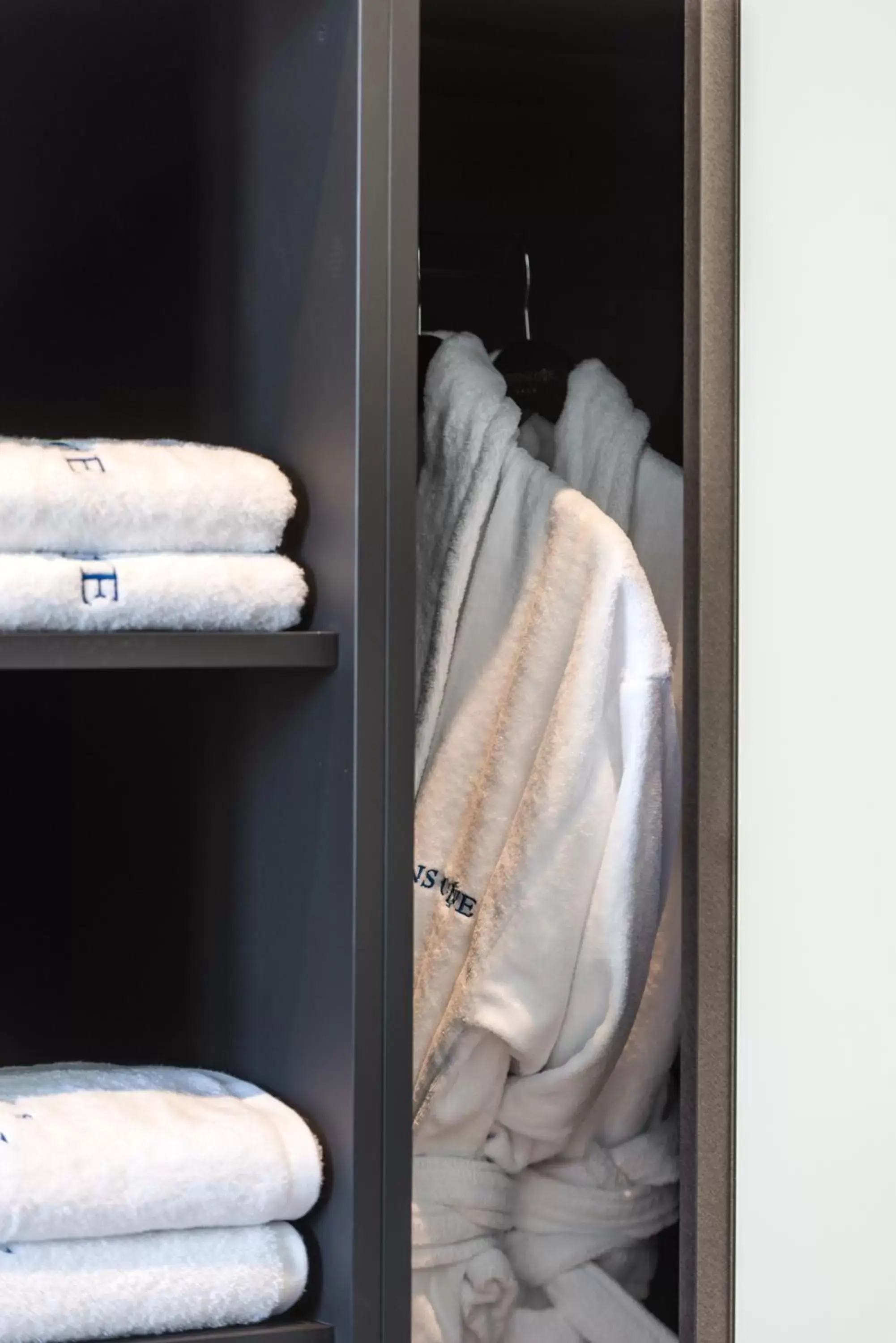 wardrobe, Bunk Bed in Athens One Smart Hotel