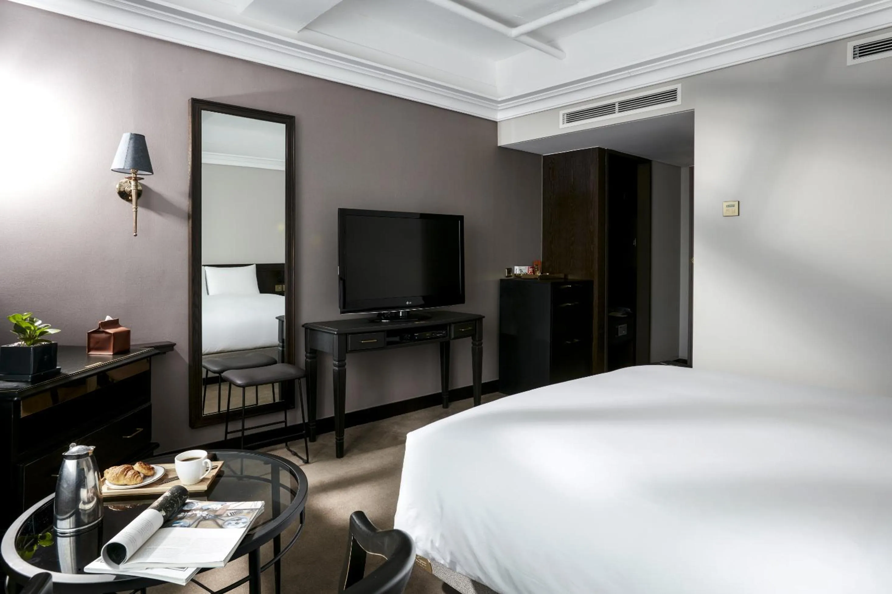 Photo of the whole room, Bed in Maison Glad Jeju