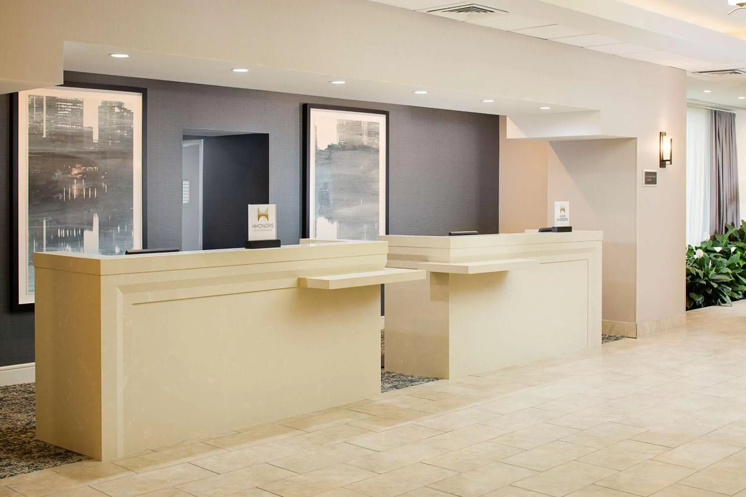 Lobby or reception, Lobby/Reception in Hilton Atlanta Perimeter Suites