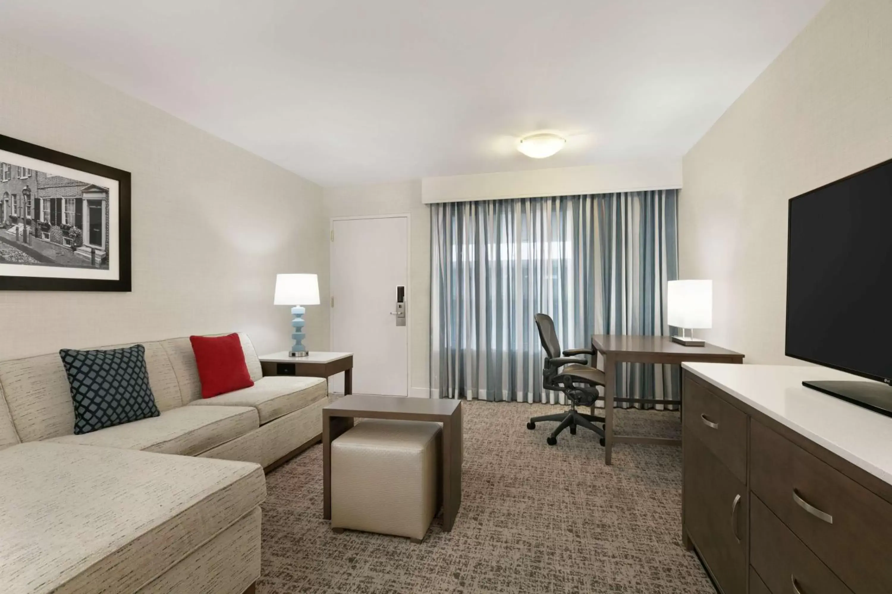 Bedroom, Seating Area in Embassy Suites by Hilton Philadelphia Valley Forge