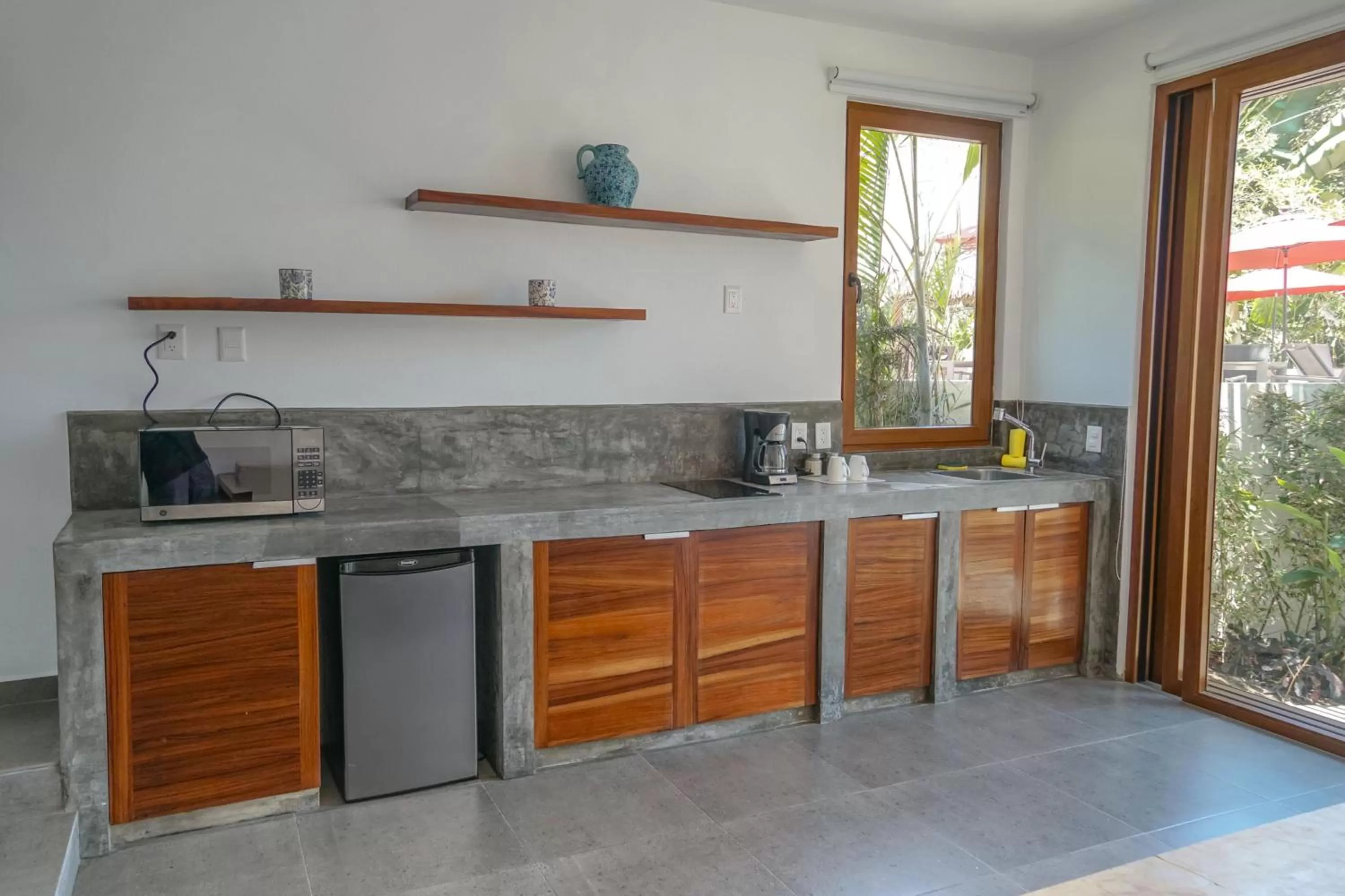Kitchen or kitchenette in Ysuri Sayulita - Beachfront Hotel