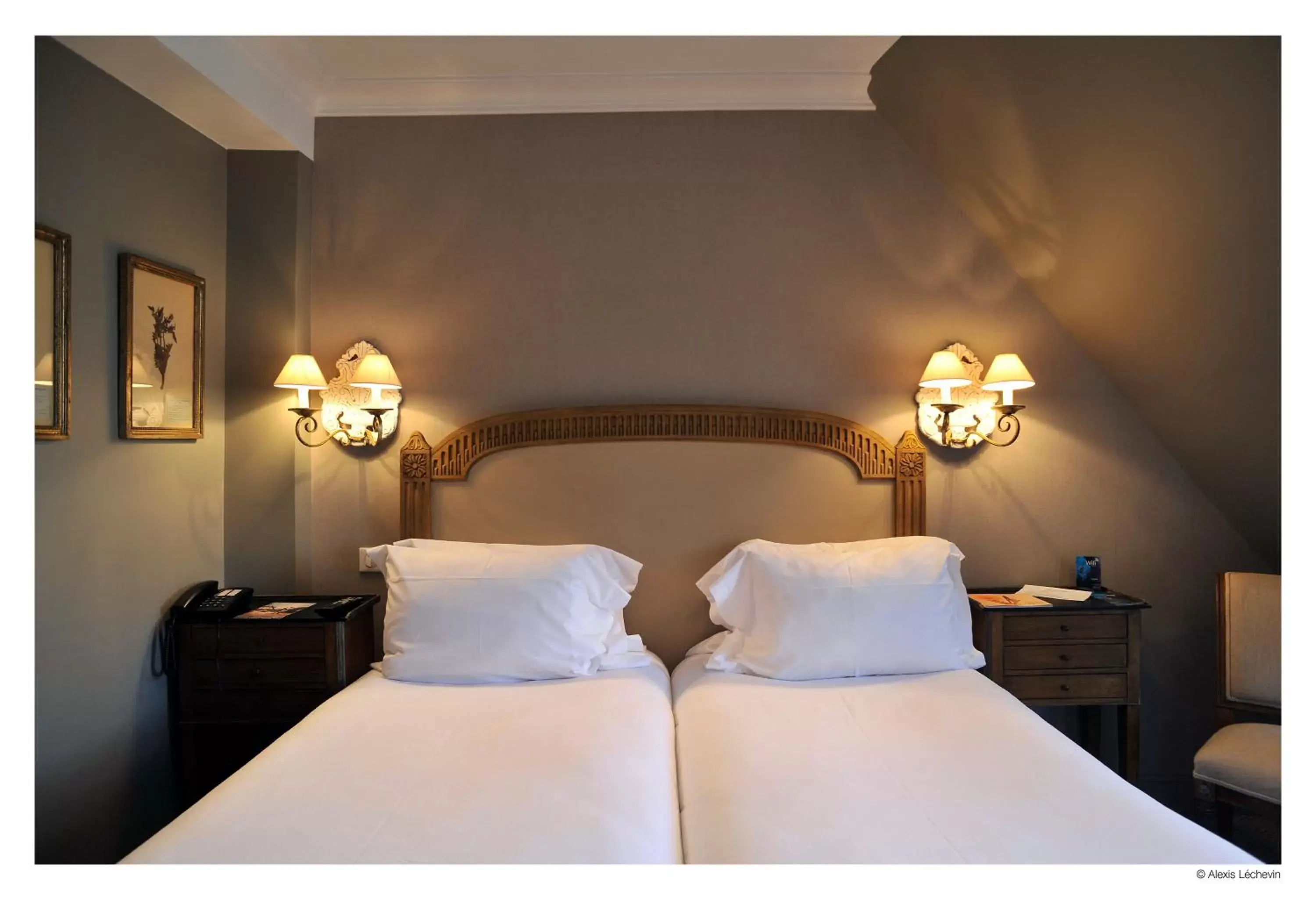Bedroom, Bed in Hotel De La Treille