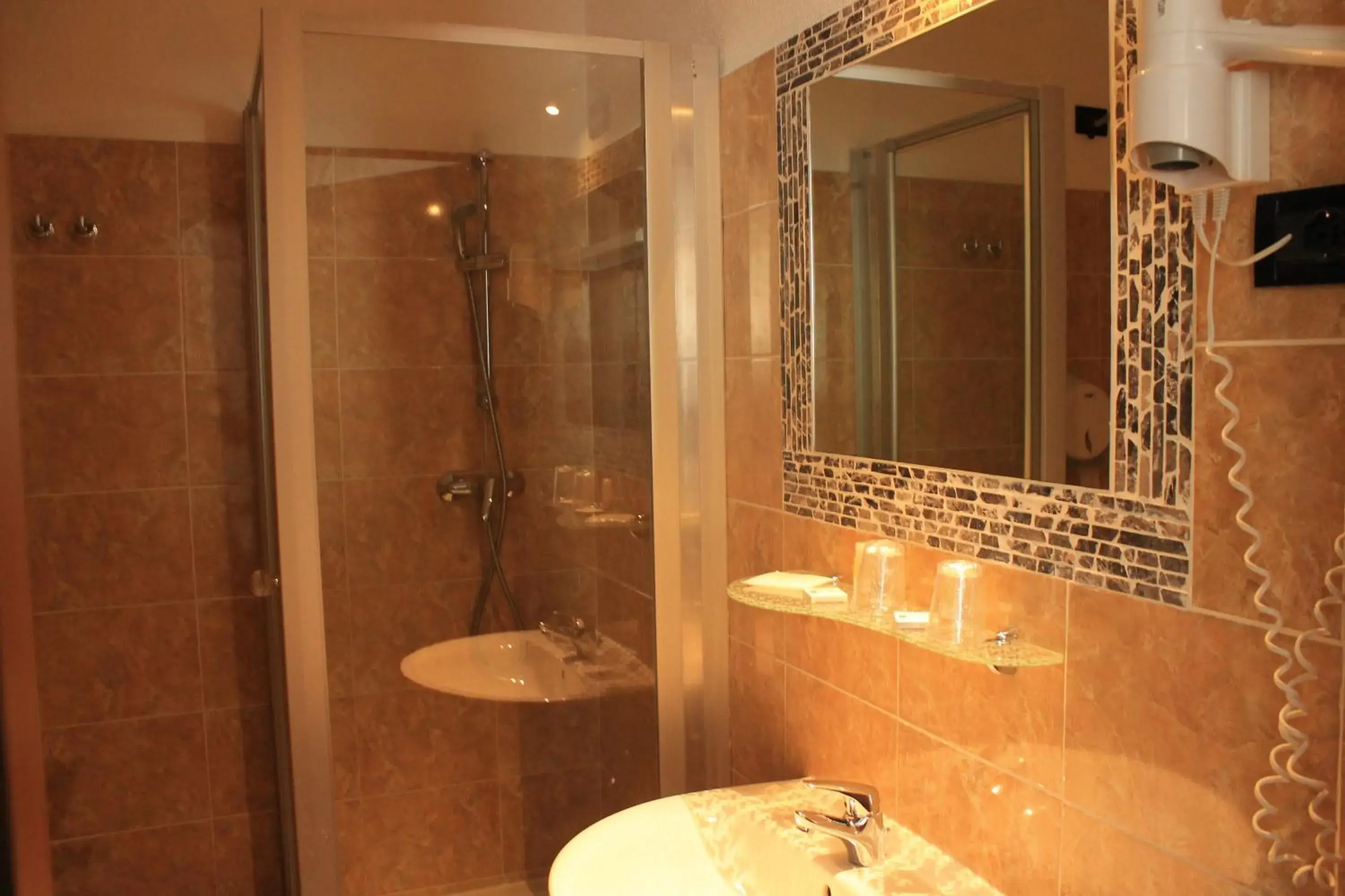 Bathroom in Hotel Centrale