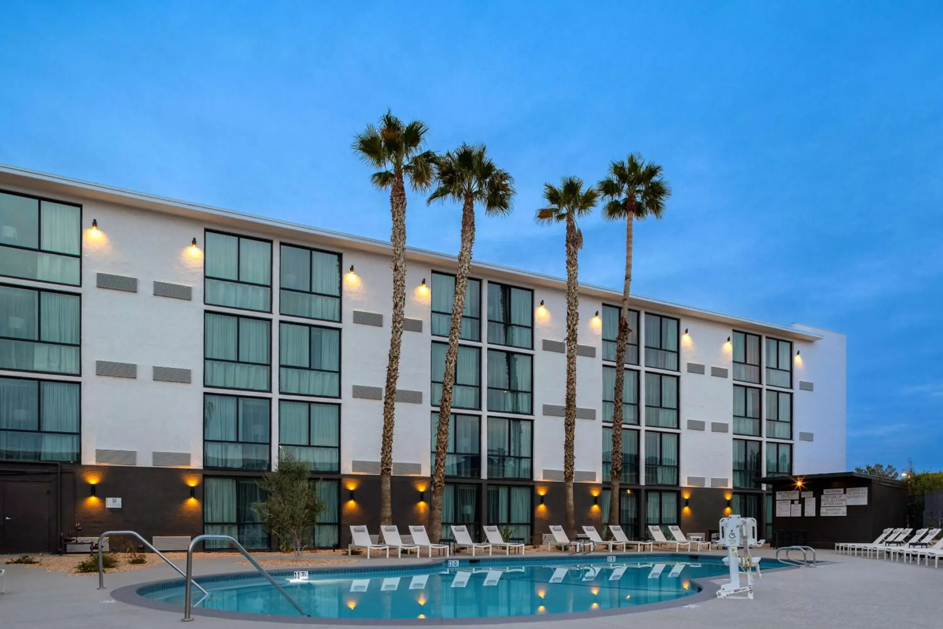 Property Building in Doubletree By Hilton Palmdale, Ca