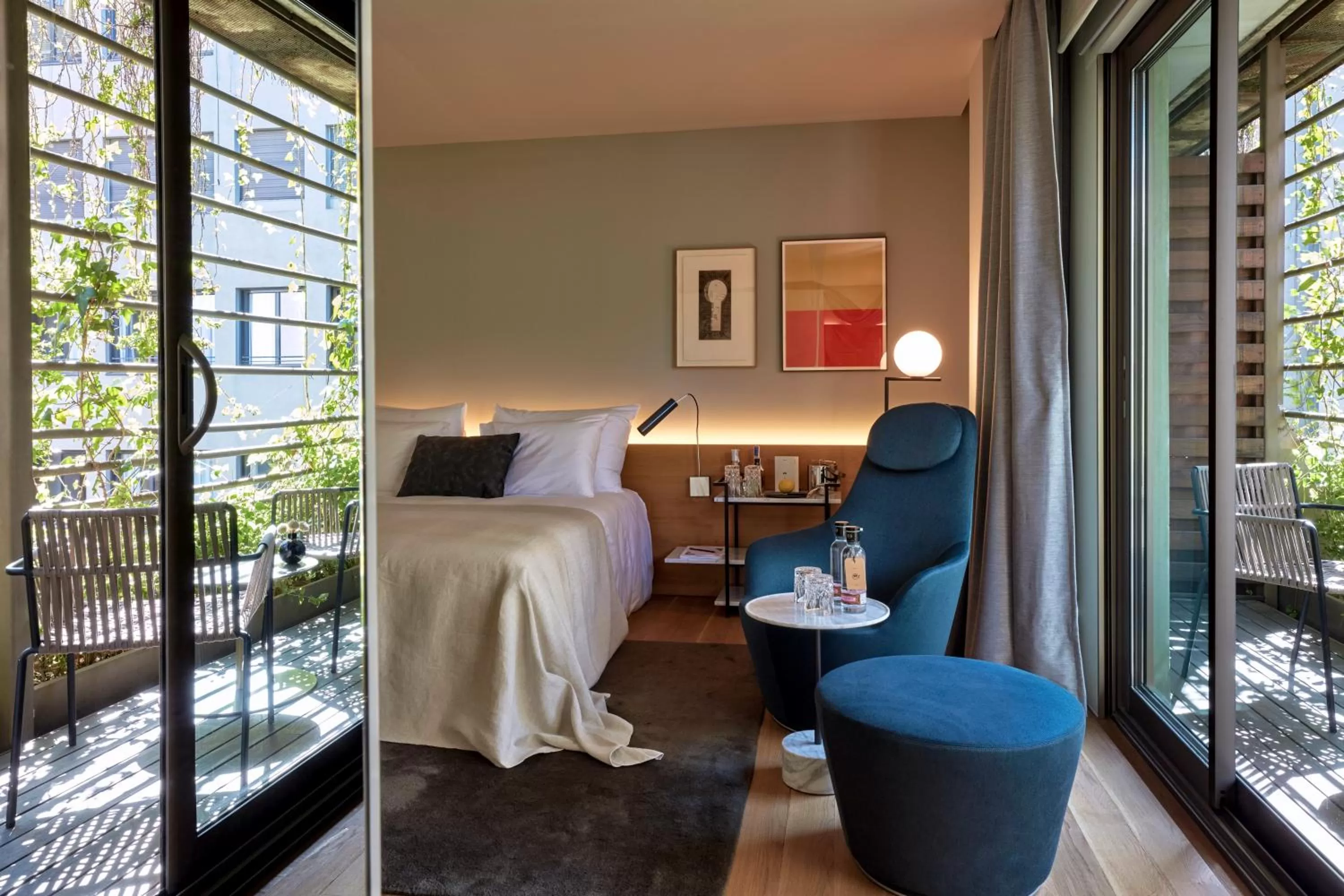 Photo of the whole room, Bed in Sir Victor Hotel, part of Sircle Collection