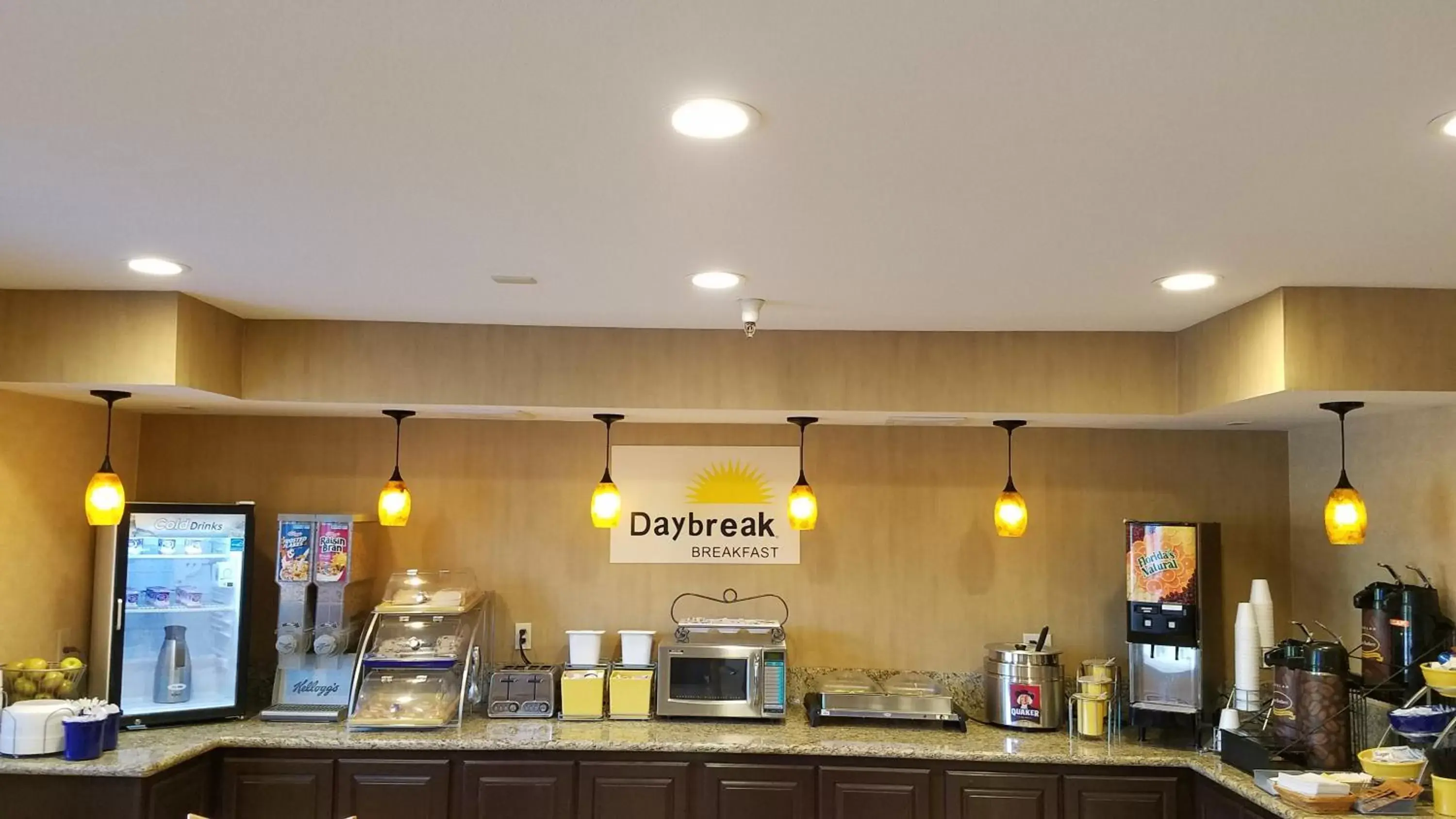 Continental breakfast in Days Inn by Wyndham Woodland