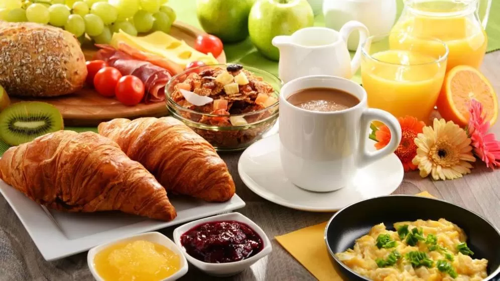 Restaurant/places to eat in Hotel Rural La Raya 1866