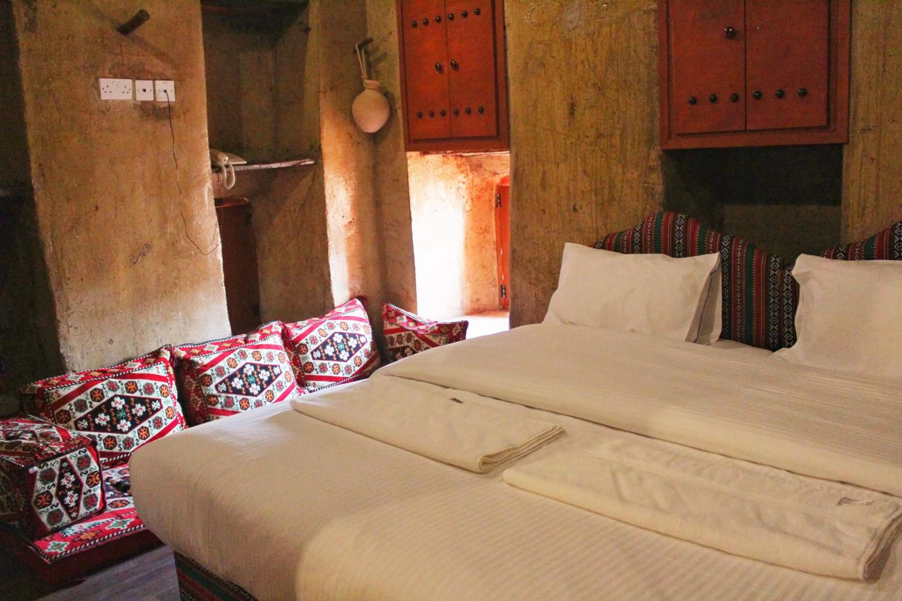 Bed in Nizwa Heritage Inn