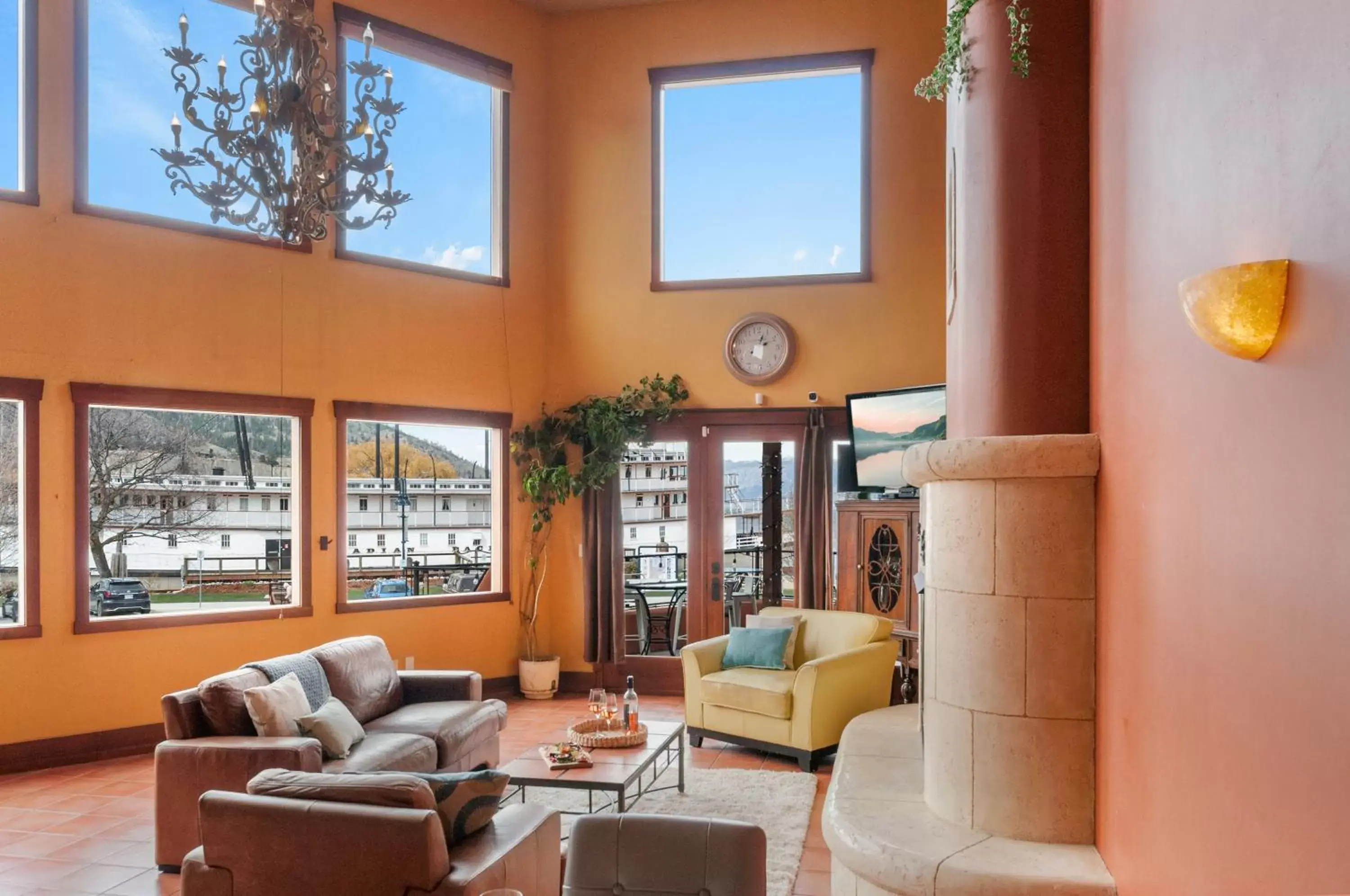 Seating Area in Casa Grande Inn & Suites