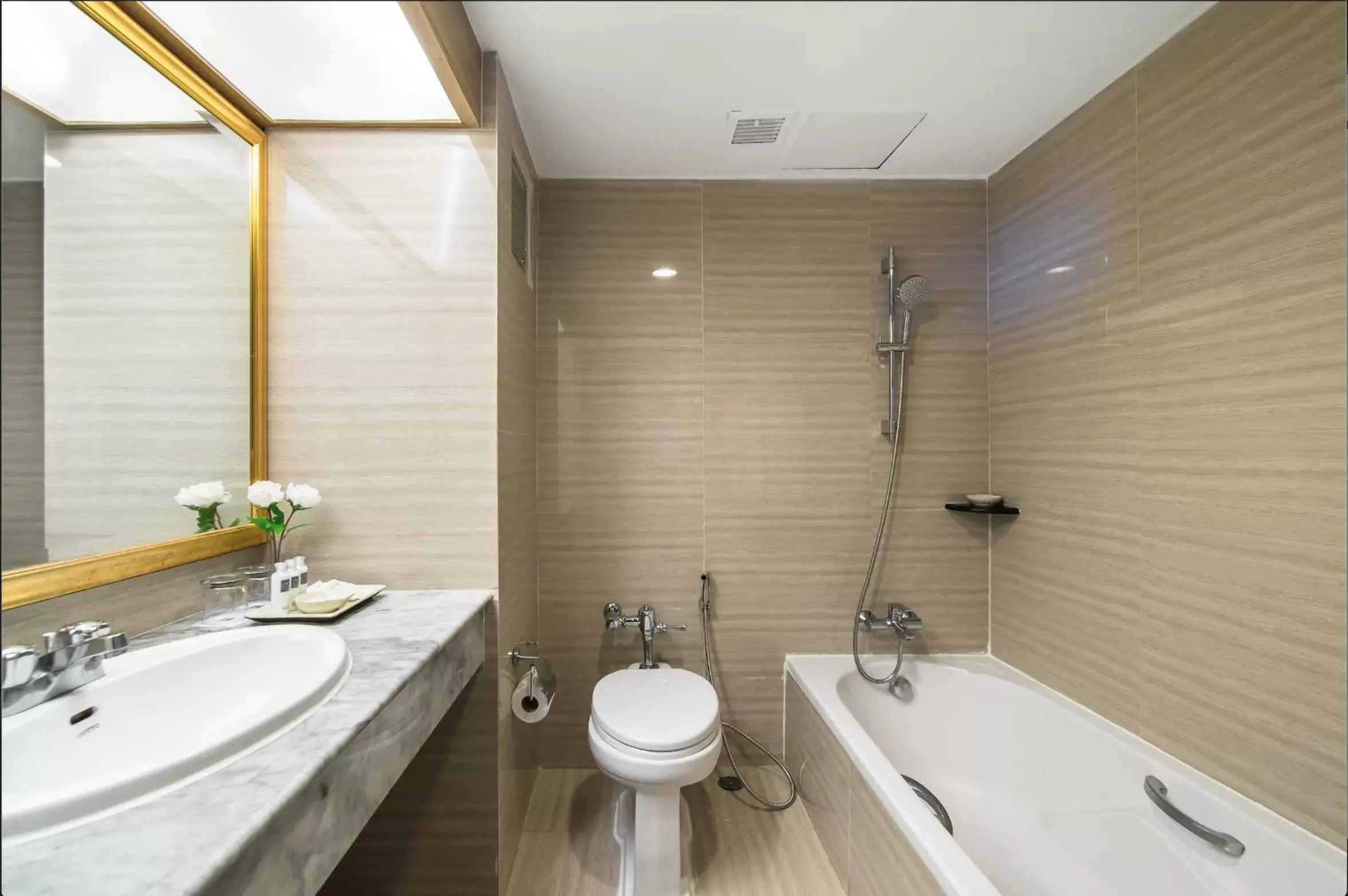 Superior Twin Room with Sea View in Cosy Beach Hotel - SHA Extra Plus Superior Twin Room with Sea View in Cosy Beach Hotel - SHA Extra Plus