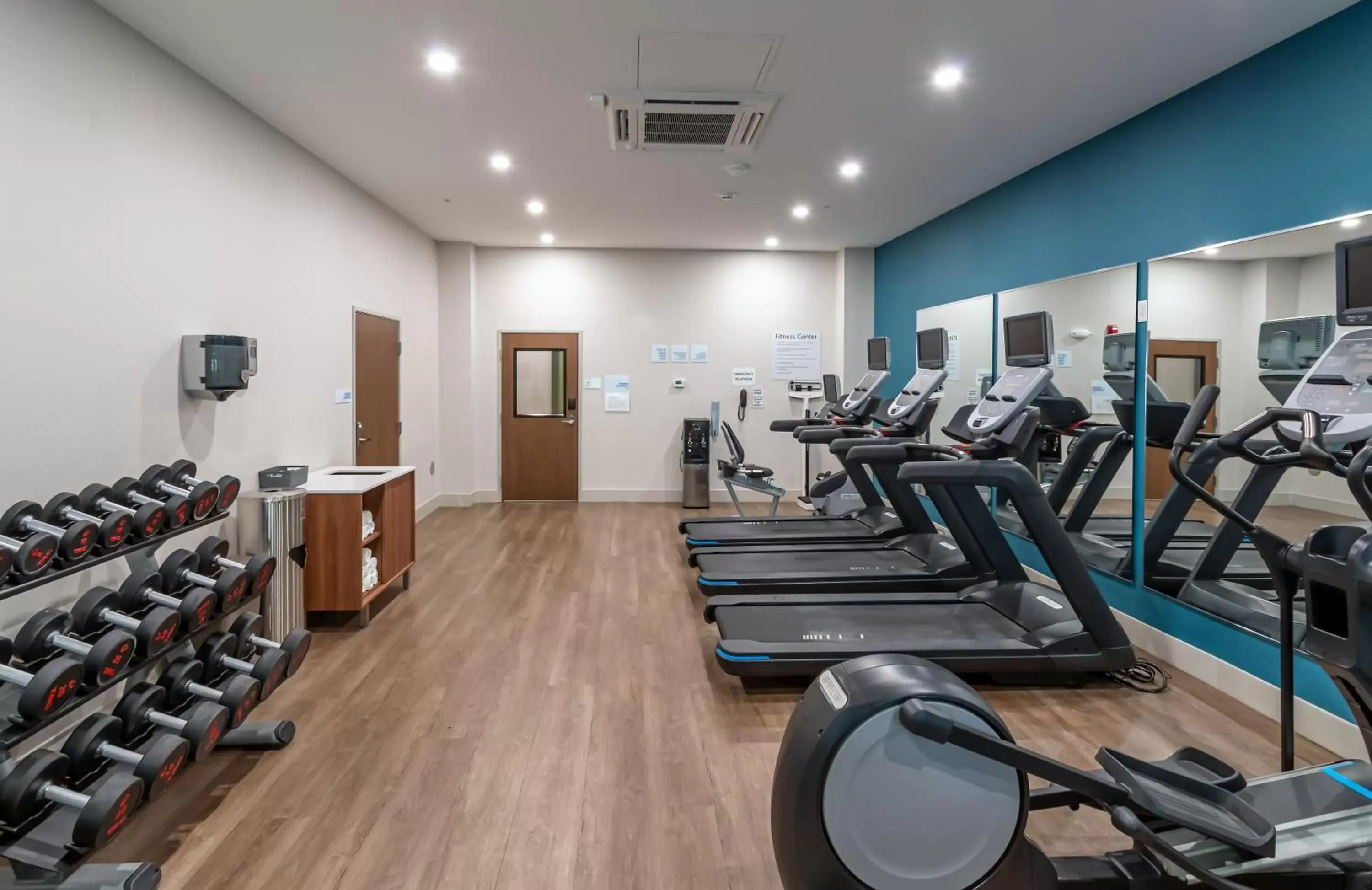 Fitness centre/facilities, Fitness Center/Facilities in Holiday Inn Express & Suites - Columbus - Worthington, an IHG Hotel