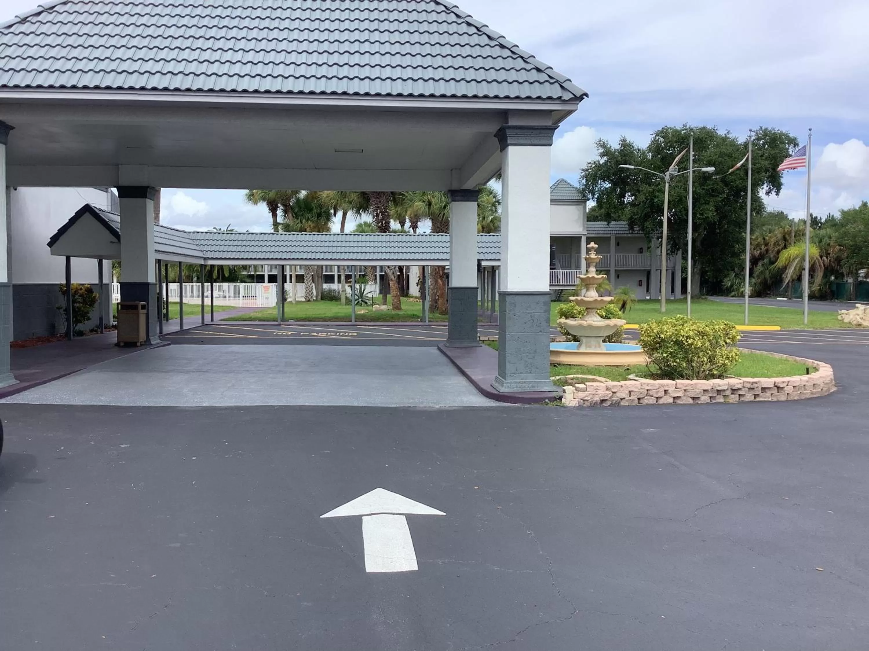 Property building in Heritage Park Inn