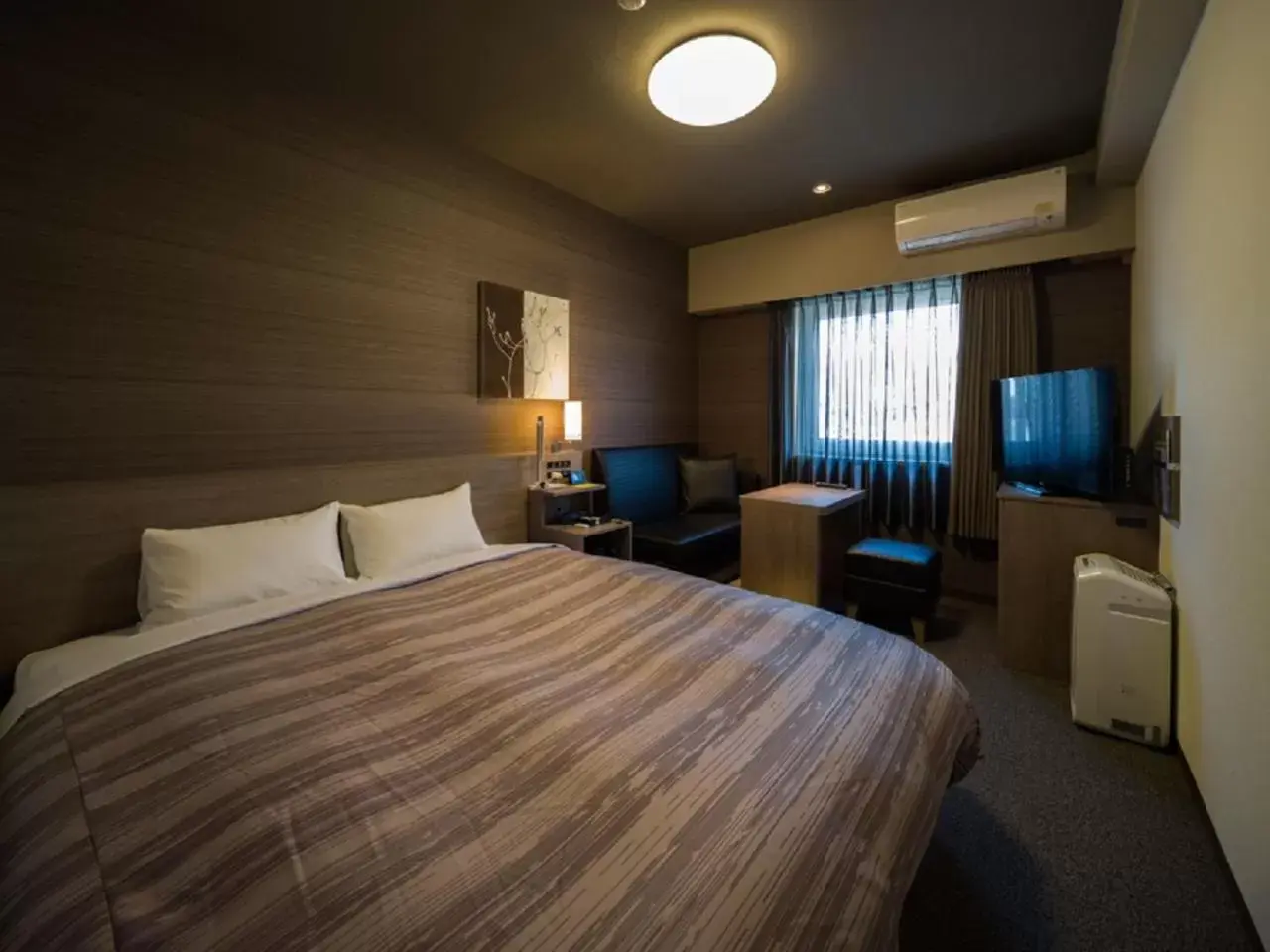Bed in Hotel Route-Inn Komoro