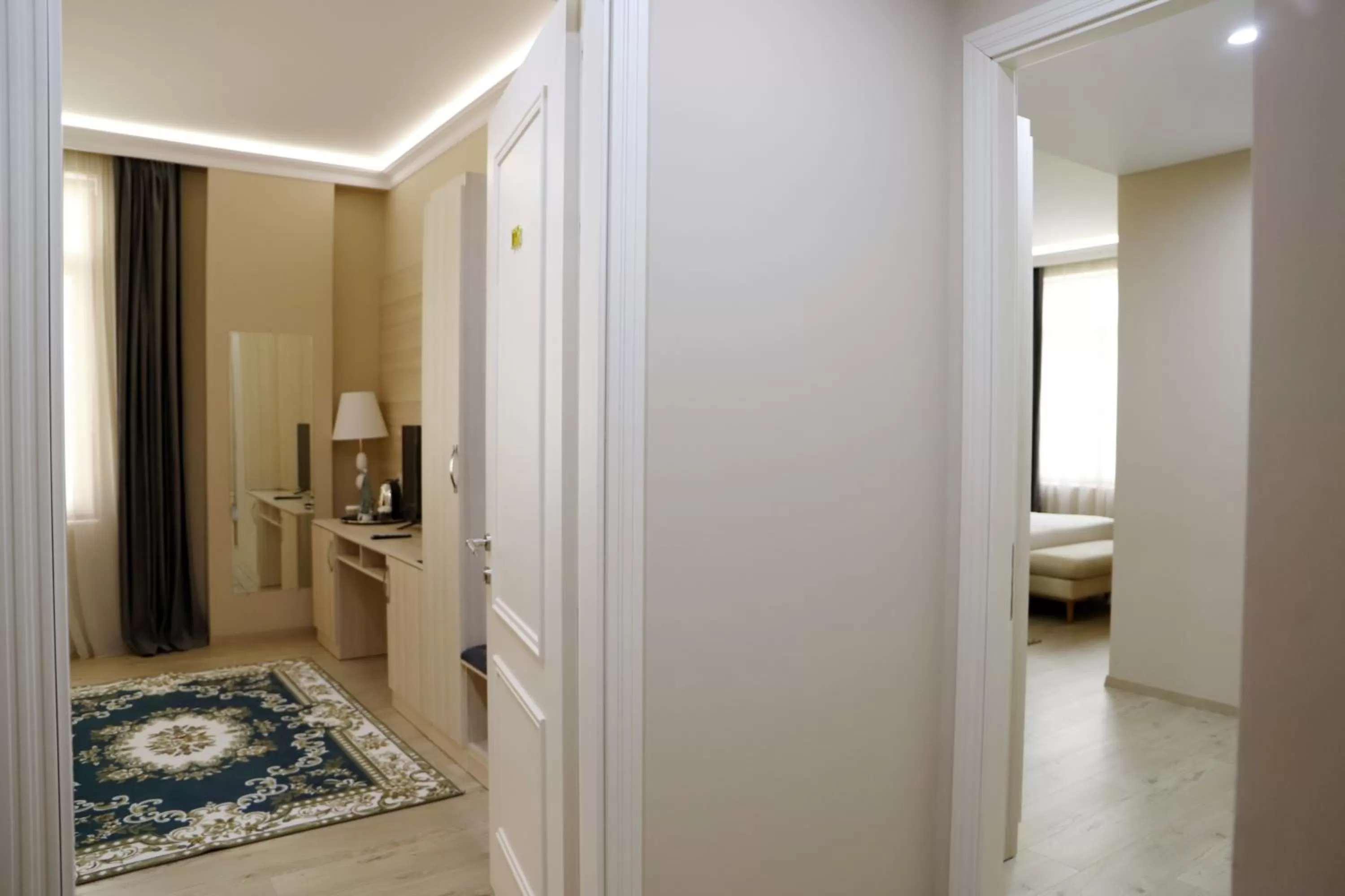 Family in Hotel Colombo