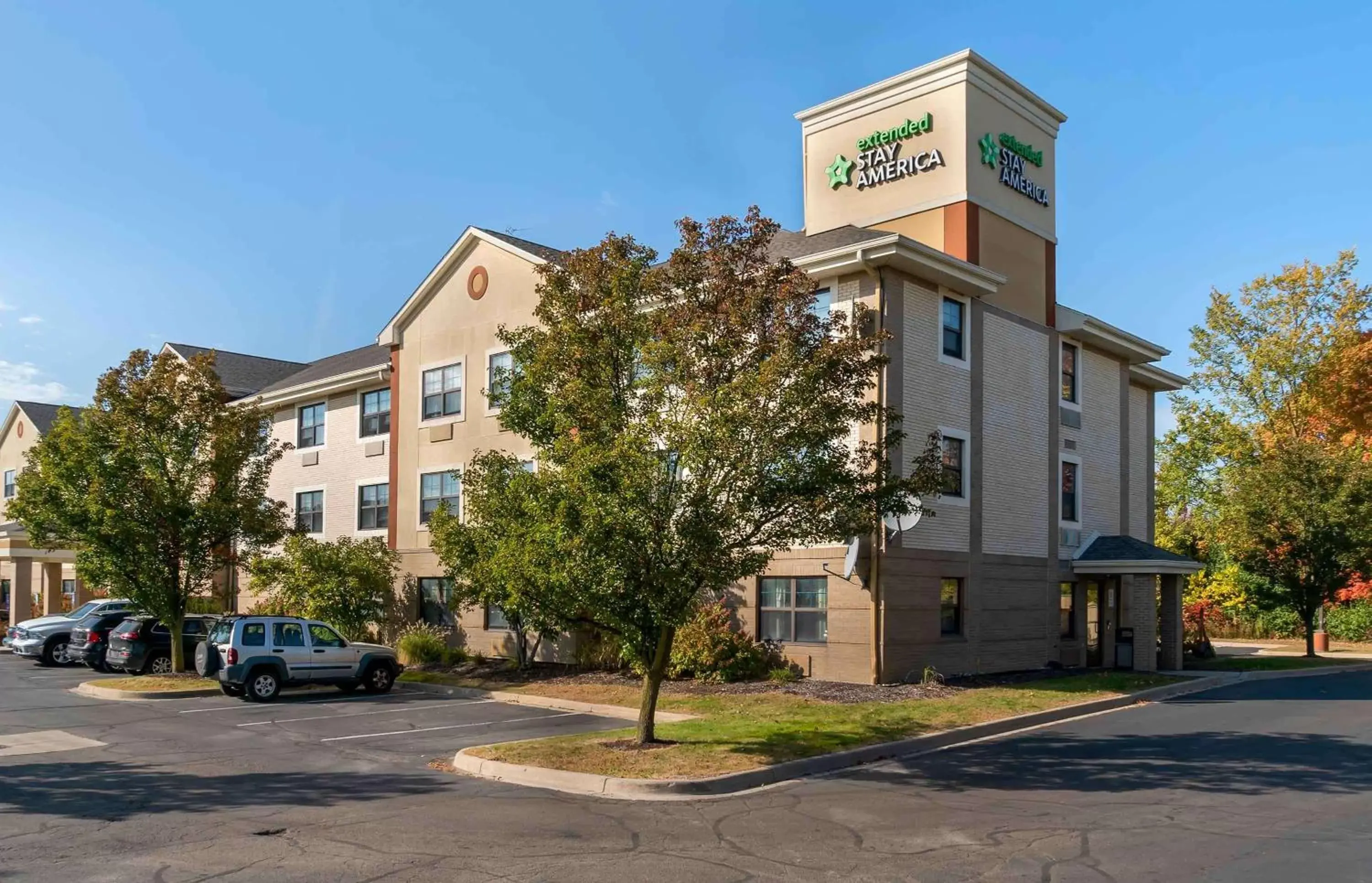 Property Building in Extended Stay America Suites - Detroit - Canton