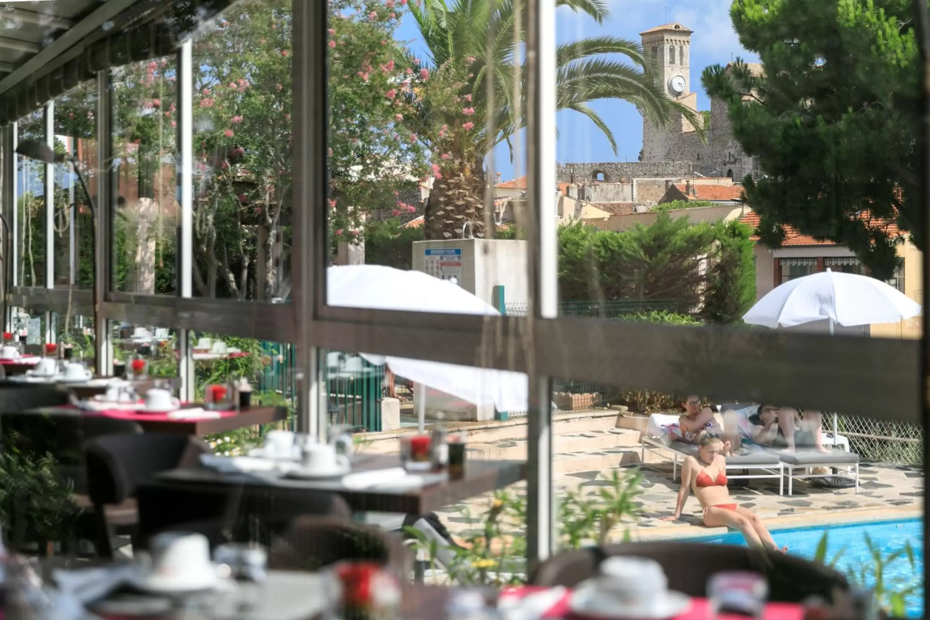 Restaurant/Places to Eat in The Originals Boutique, Hôtel des Orangers, Cannes (Inter-Hotel)