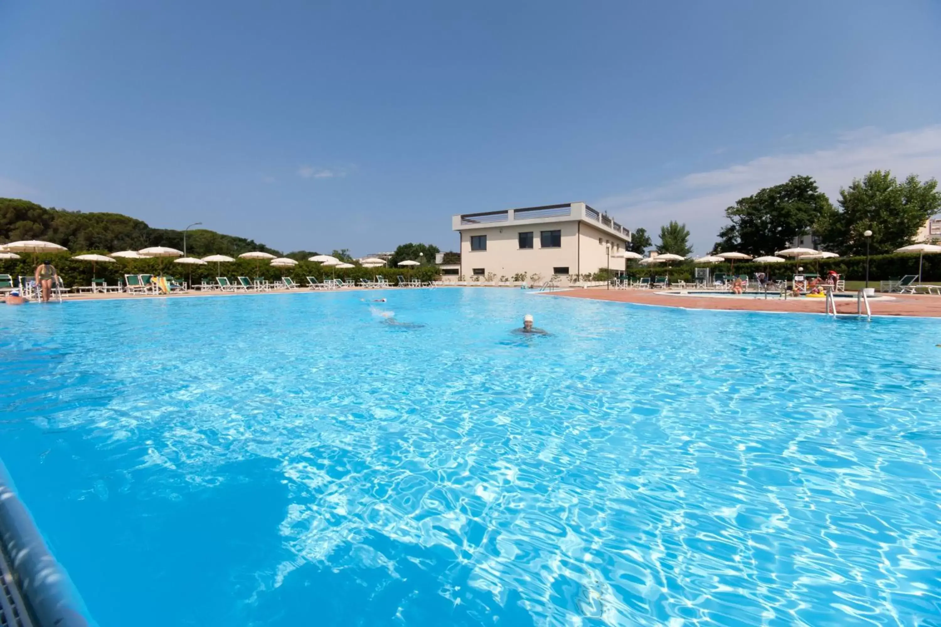 Swimming Pool in Le Residenze di Santa Costanza - Mirto/Corbezzolo