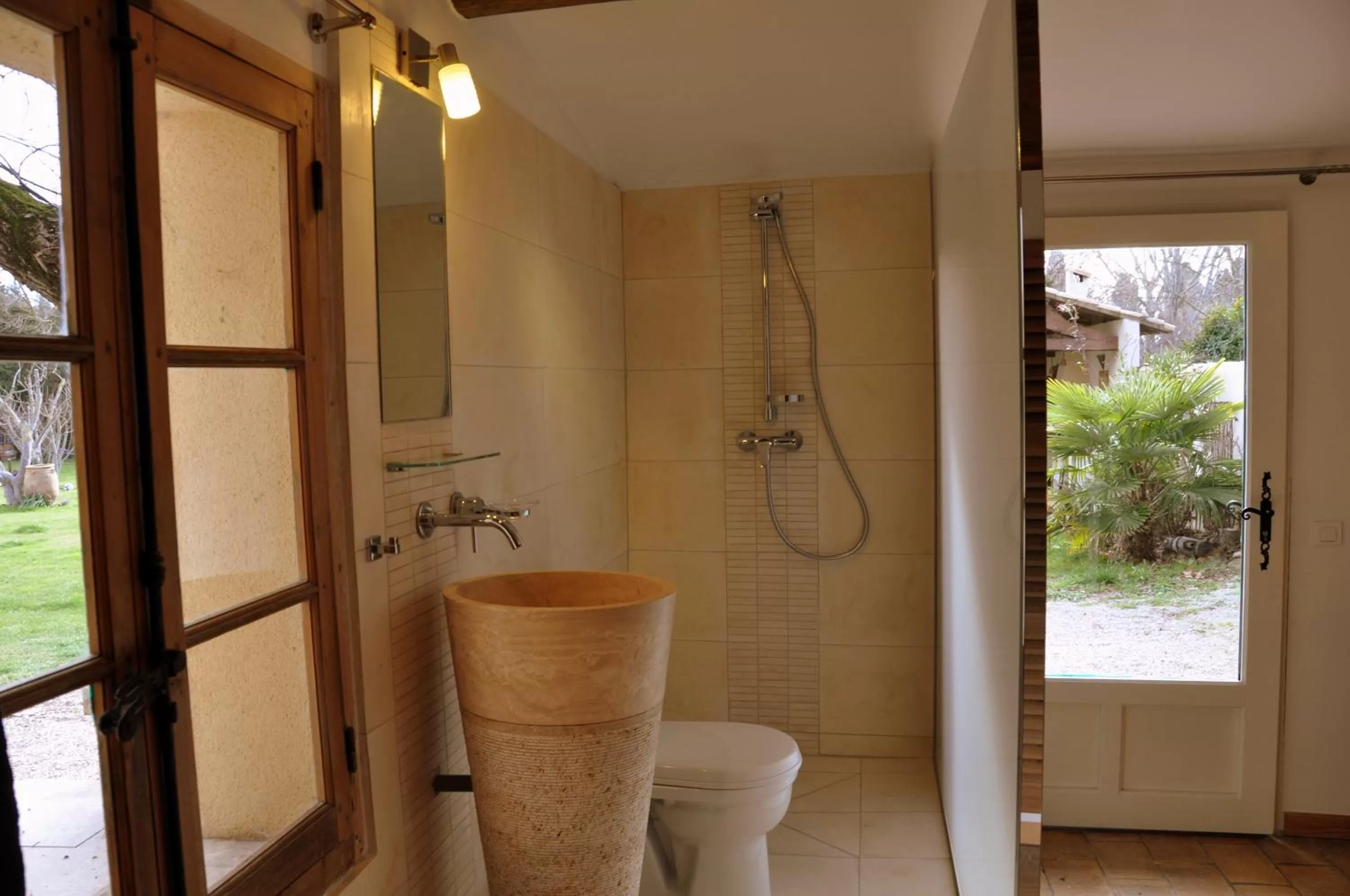 Bathroom in Chambres d'Hotes Domaine des Machottes