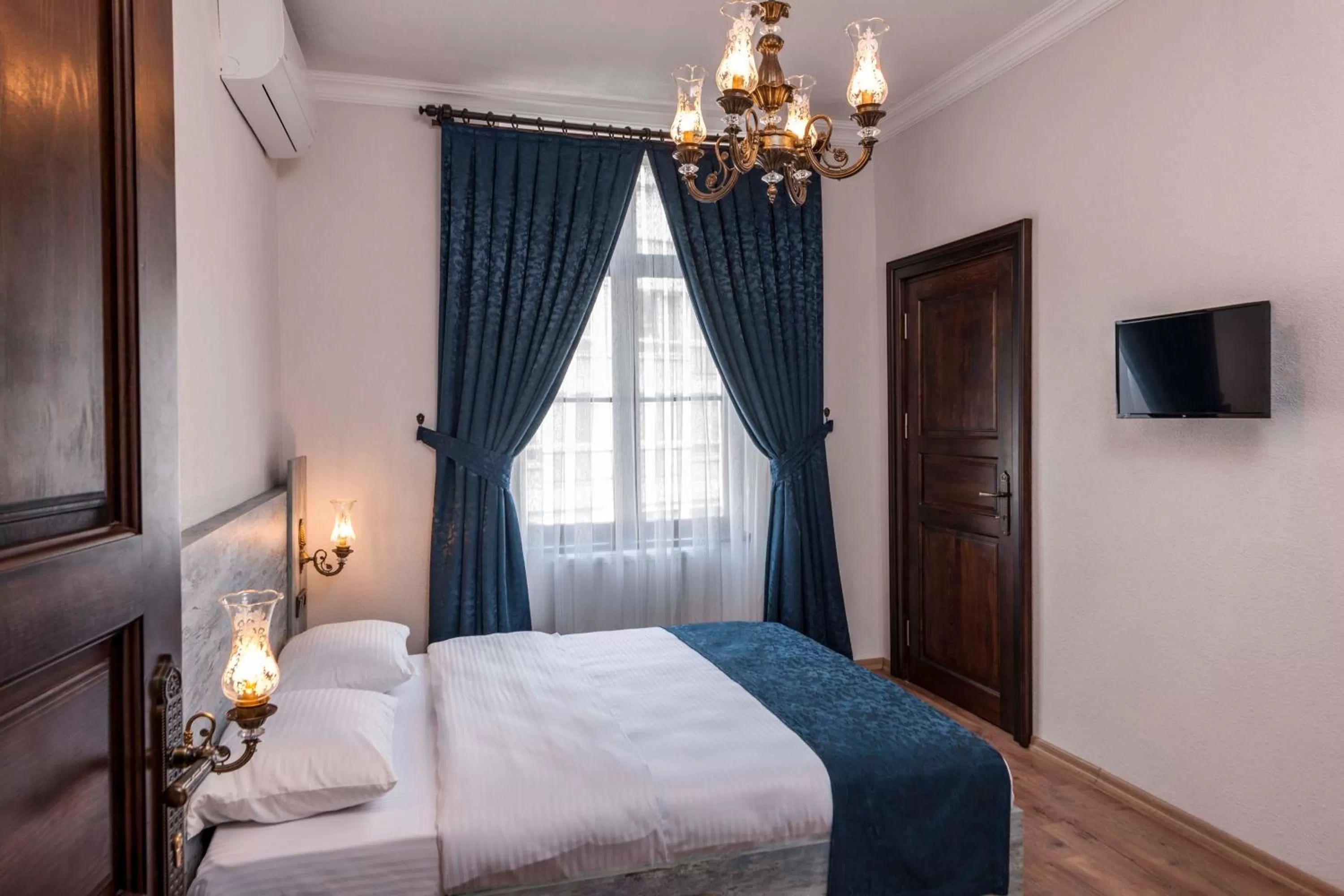 Bed in Element Garden