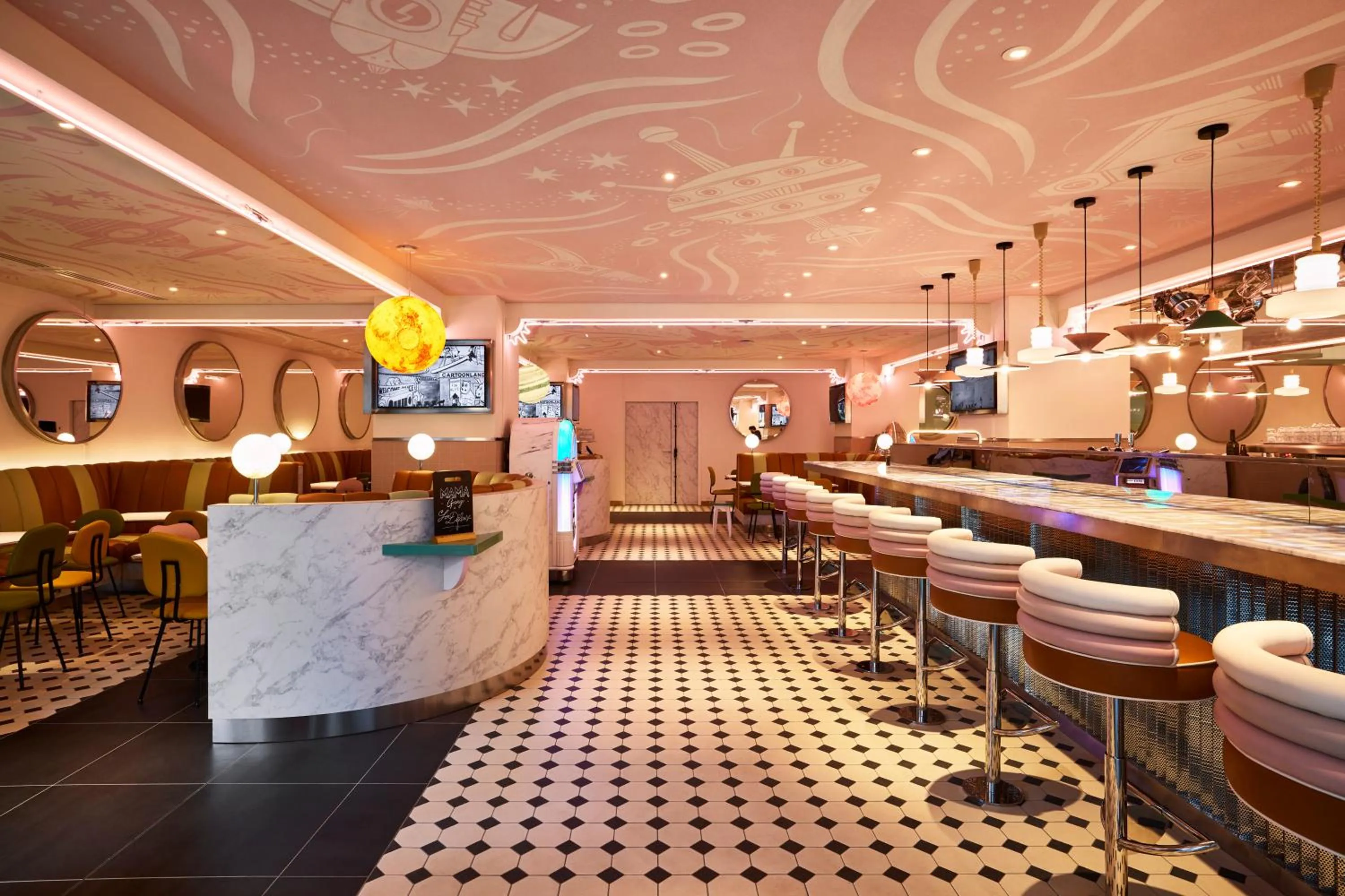 Restaurant/places to eat in Mama Shelter Paris La Défense